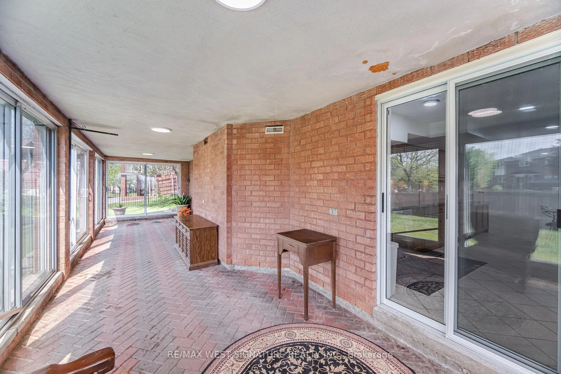 Photo 34 of 143 Vineyard Court, Vaughan, East Woodbridge — HOMEH