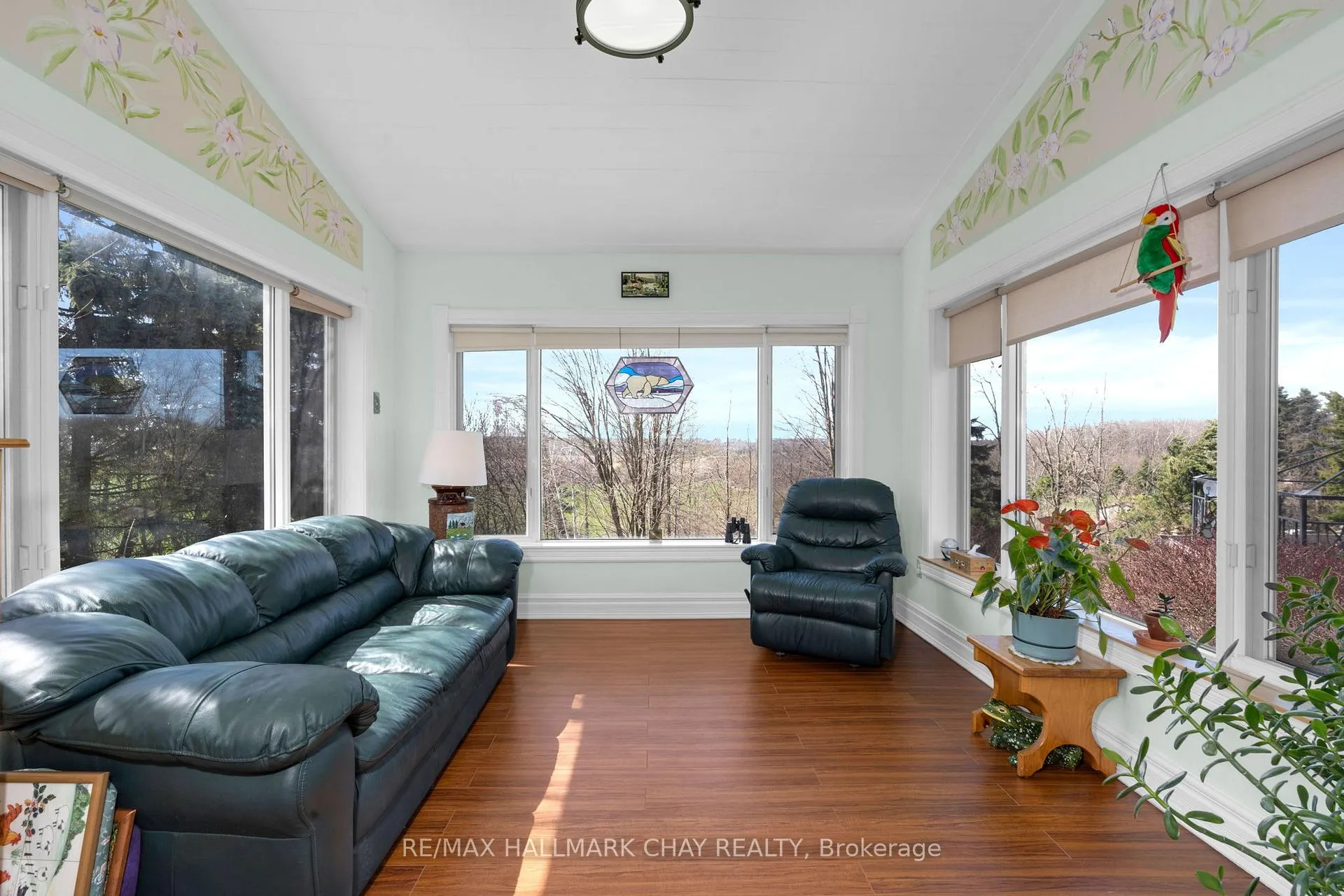 Photo 9 of 964 Sloan Circle Drive, Innisfil, Churchill — HOMEH