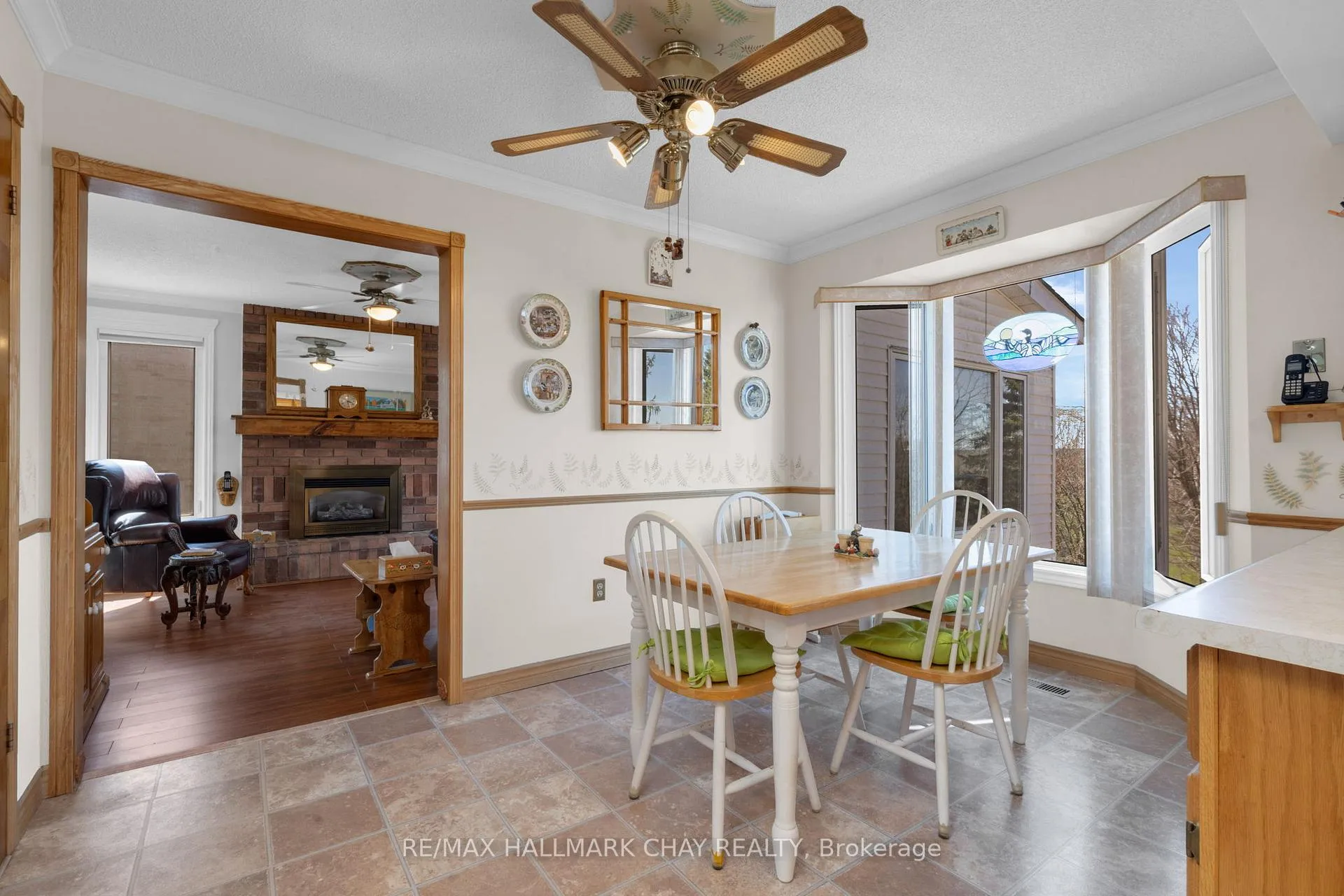 Photo 11 of 964 Sloan Circle Drive, Innisfil, Churchill — HOMEH