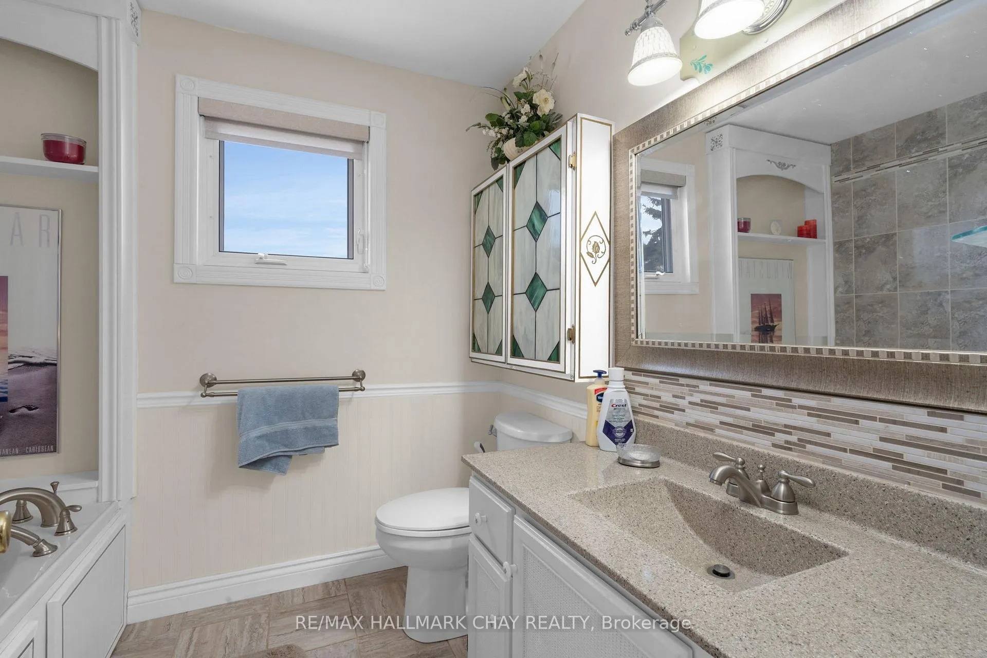 Photo 17 of 964 Sloan Circle Drive, Innisfil, Churchill — HOMEH