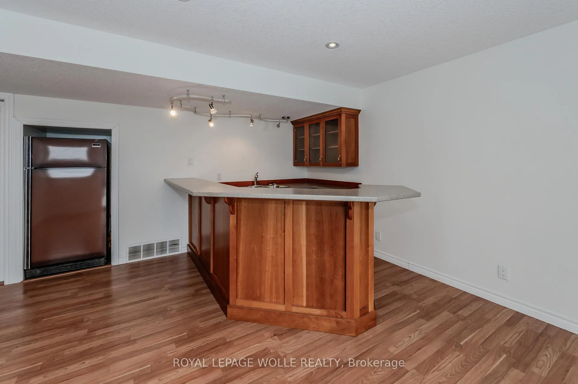 Photo 28 of 44 Sunset Drive, Woolwich — HOMEH