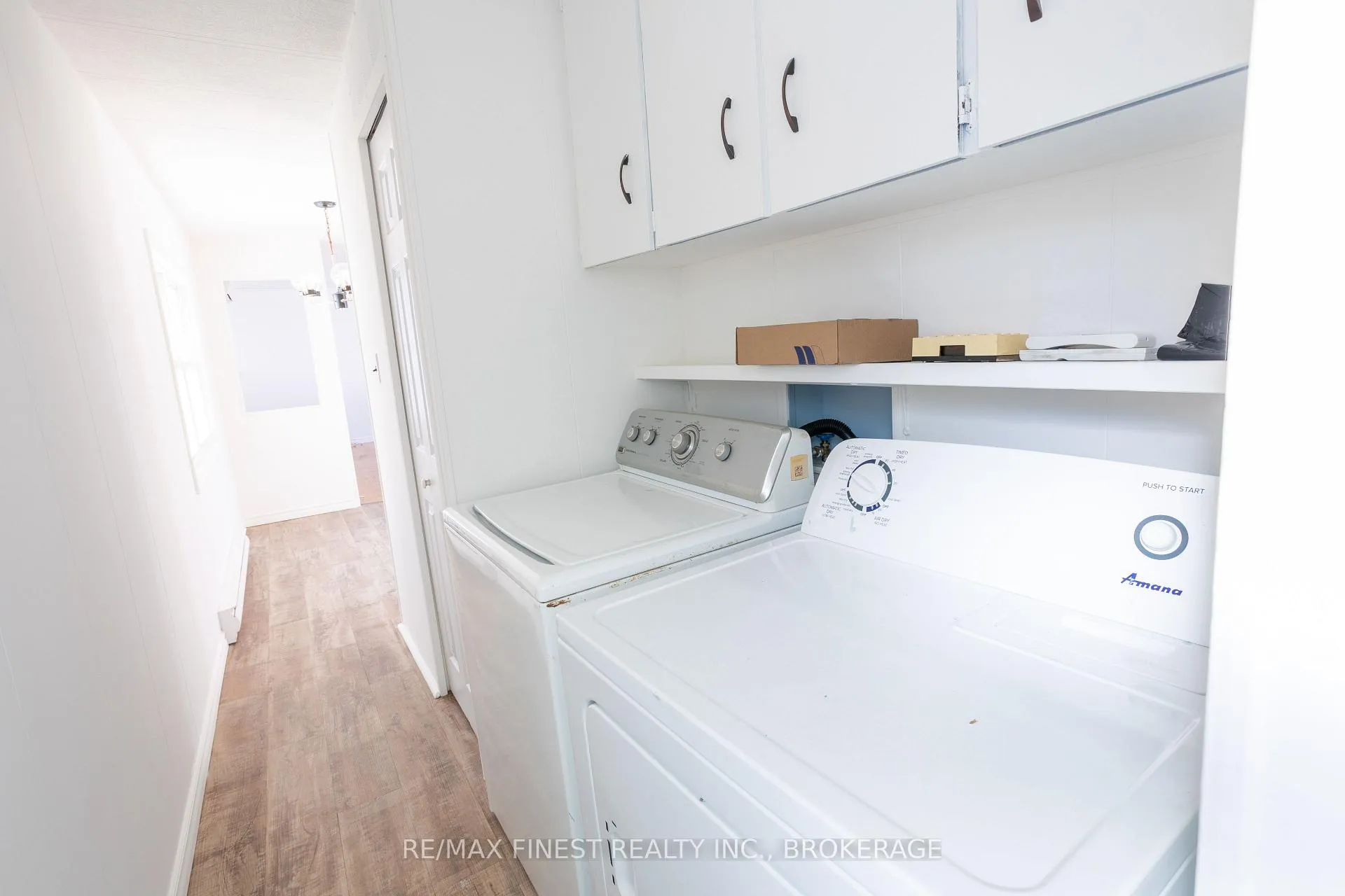 Photo 8 of 11 Powley Garden Drive, Kingston, Rideau — HOMEH