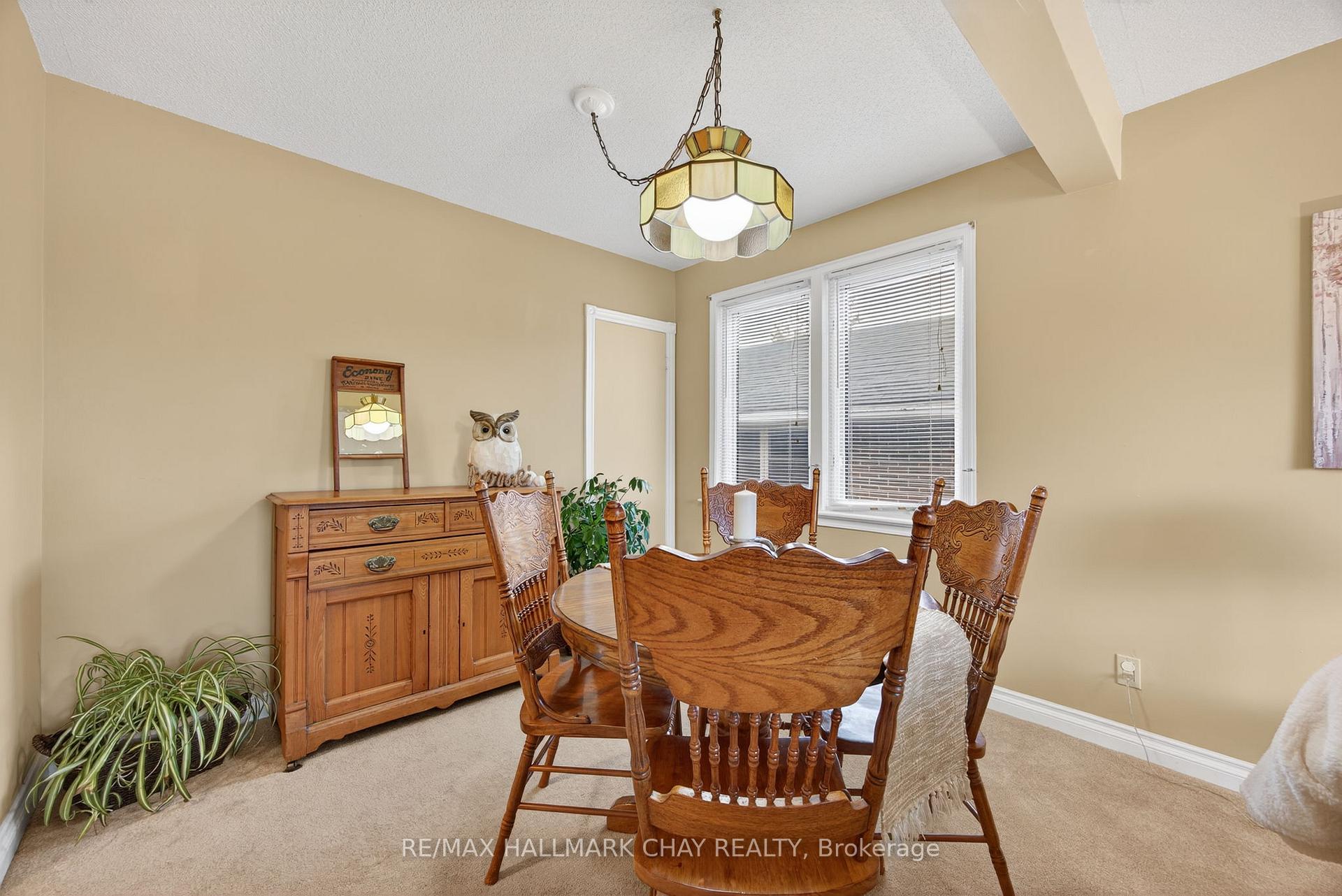 Photo 9 of 23 Shannon Street, Barrie, Wellington — HOMEH