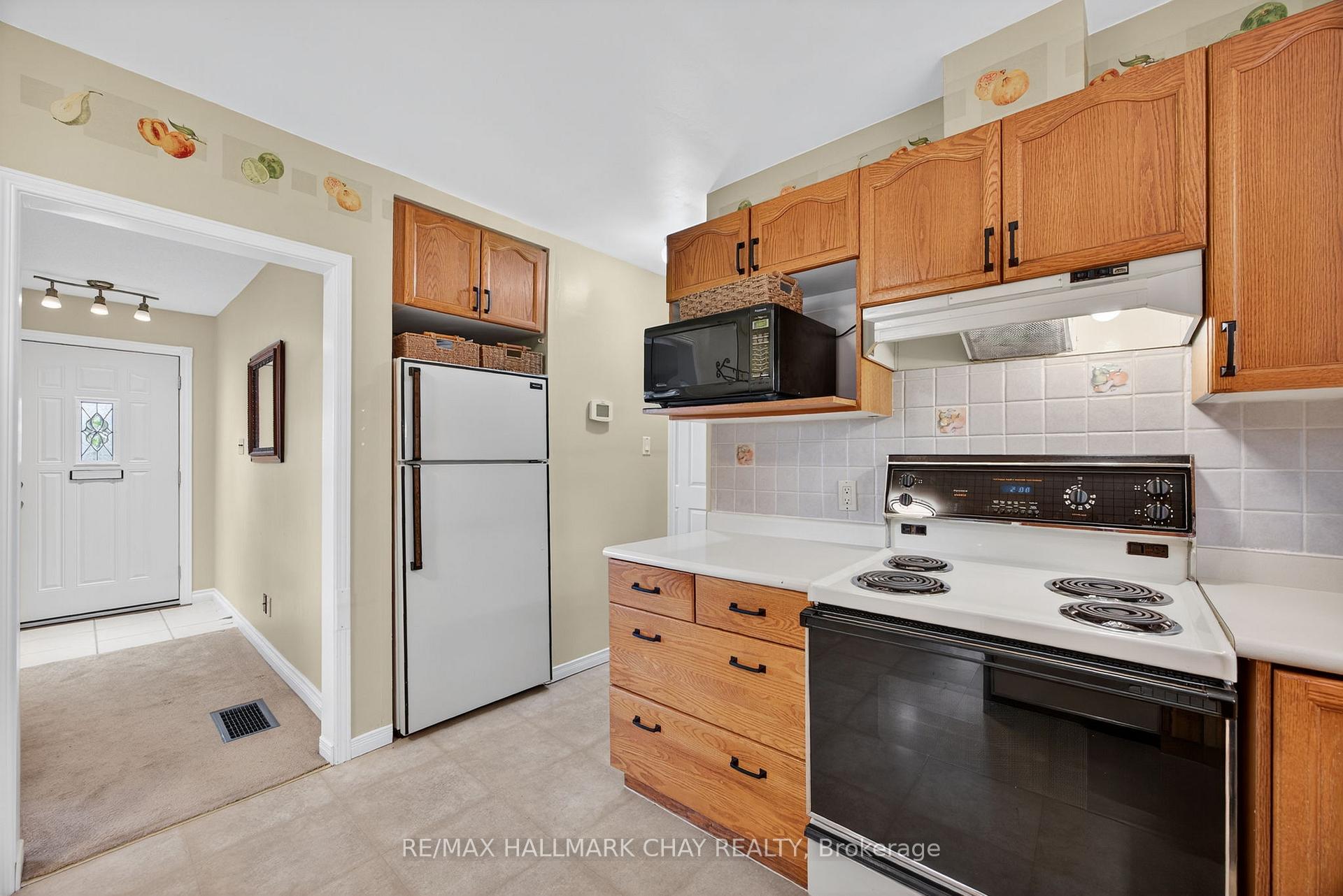 Photo 14 of 23 Shannon Street, Barrie, Wellington — HOMEH