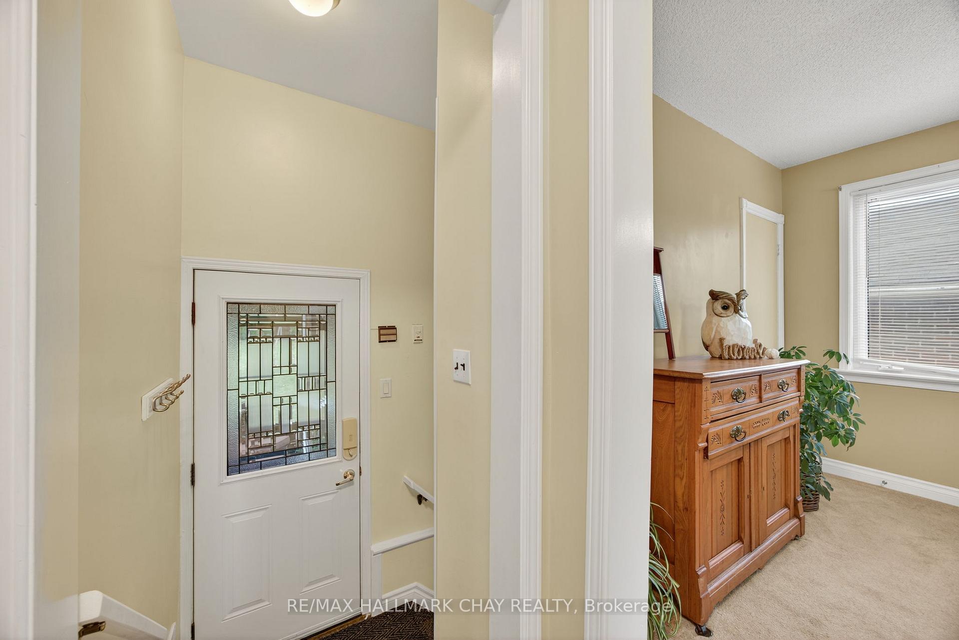 Photo 21 of 23 Shannon Street, Barrie, Wellington — HOMEH
