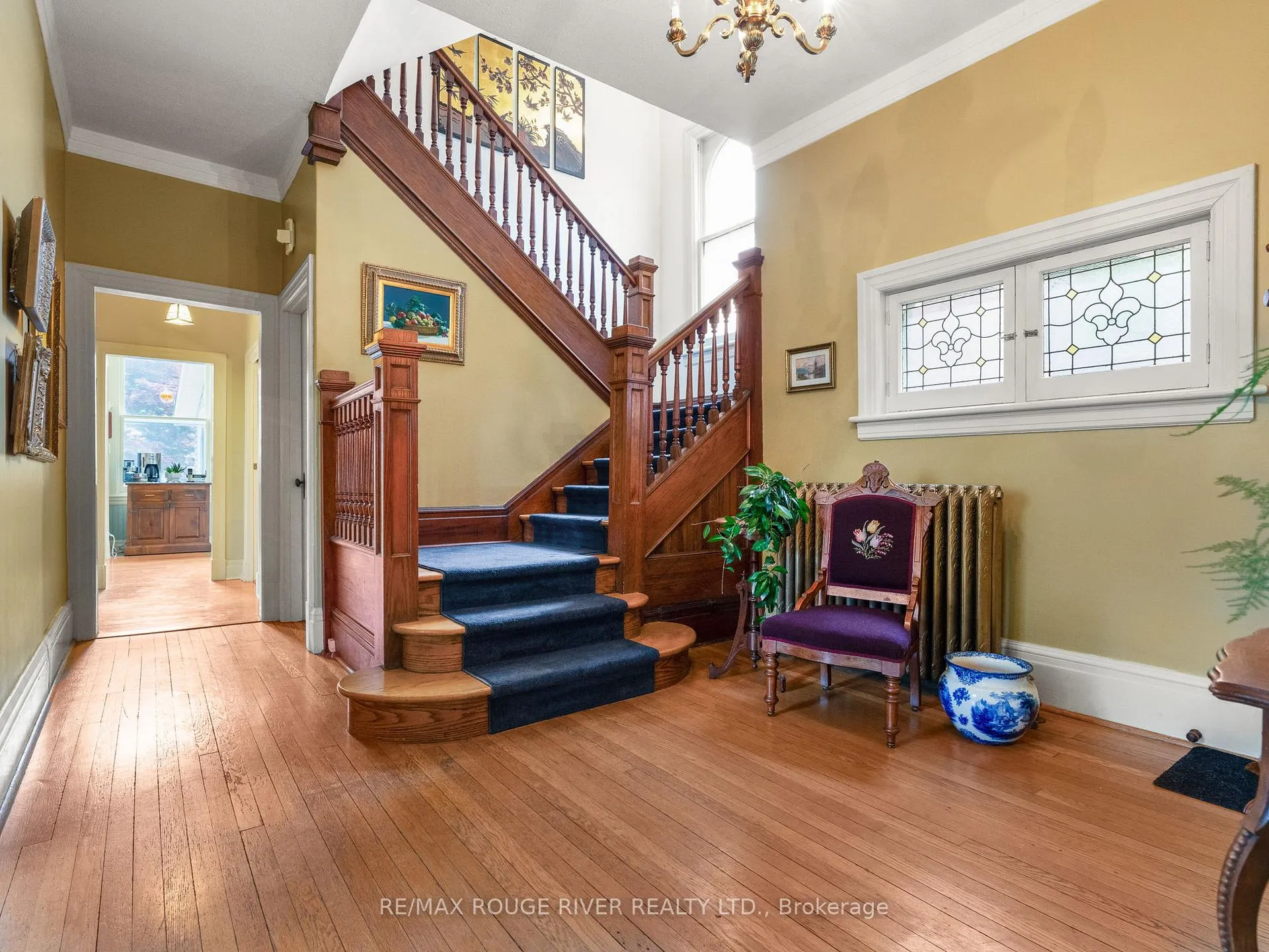 Photo 6 of 182 Bagot Street, Cobourg — HOMEH