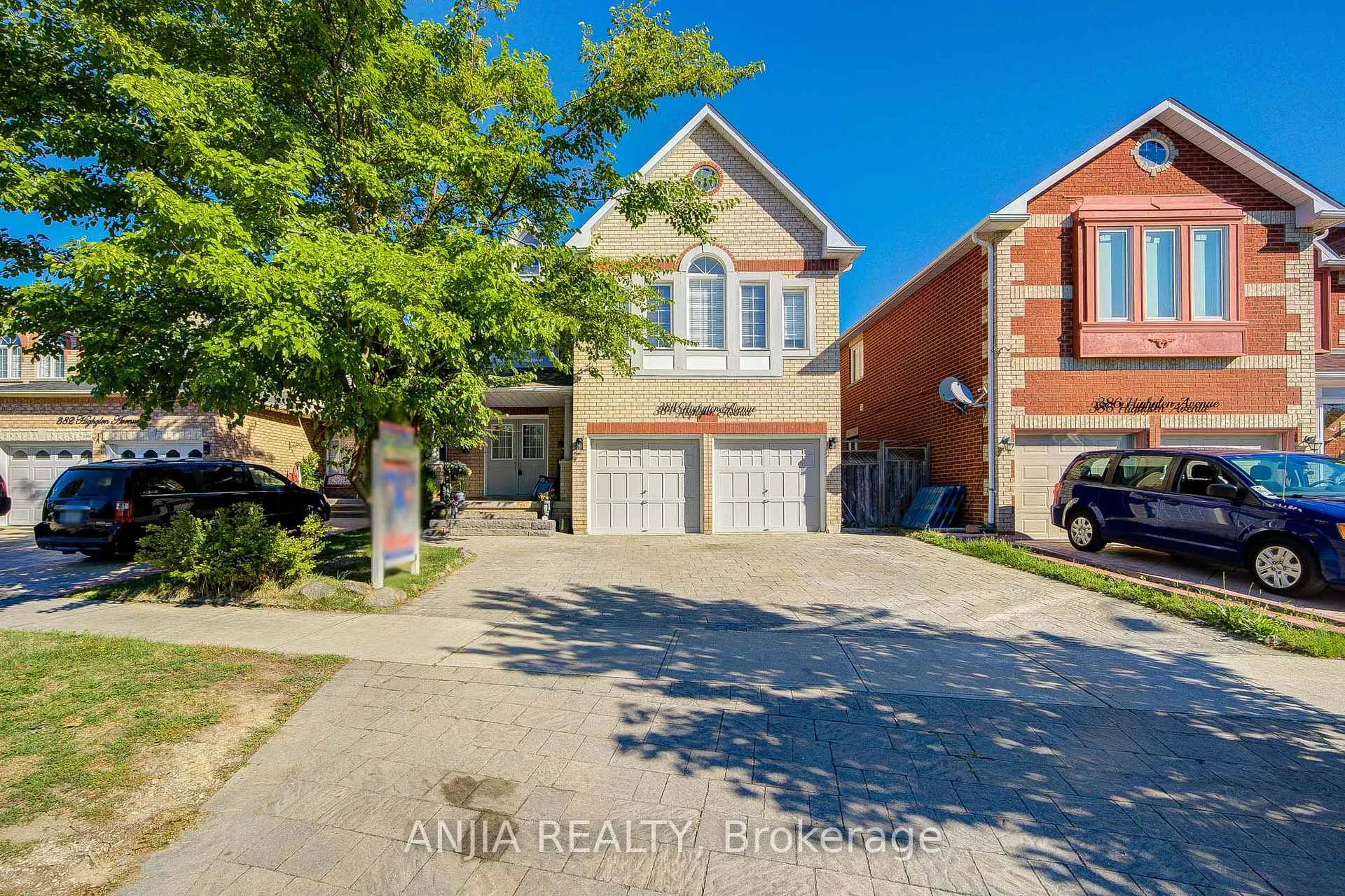 Photo 1 of 384 Highglen Avenue, Markham, Middlefield — HOMEH