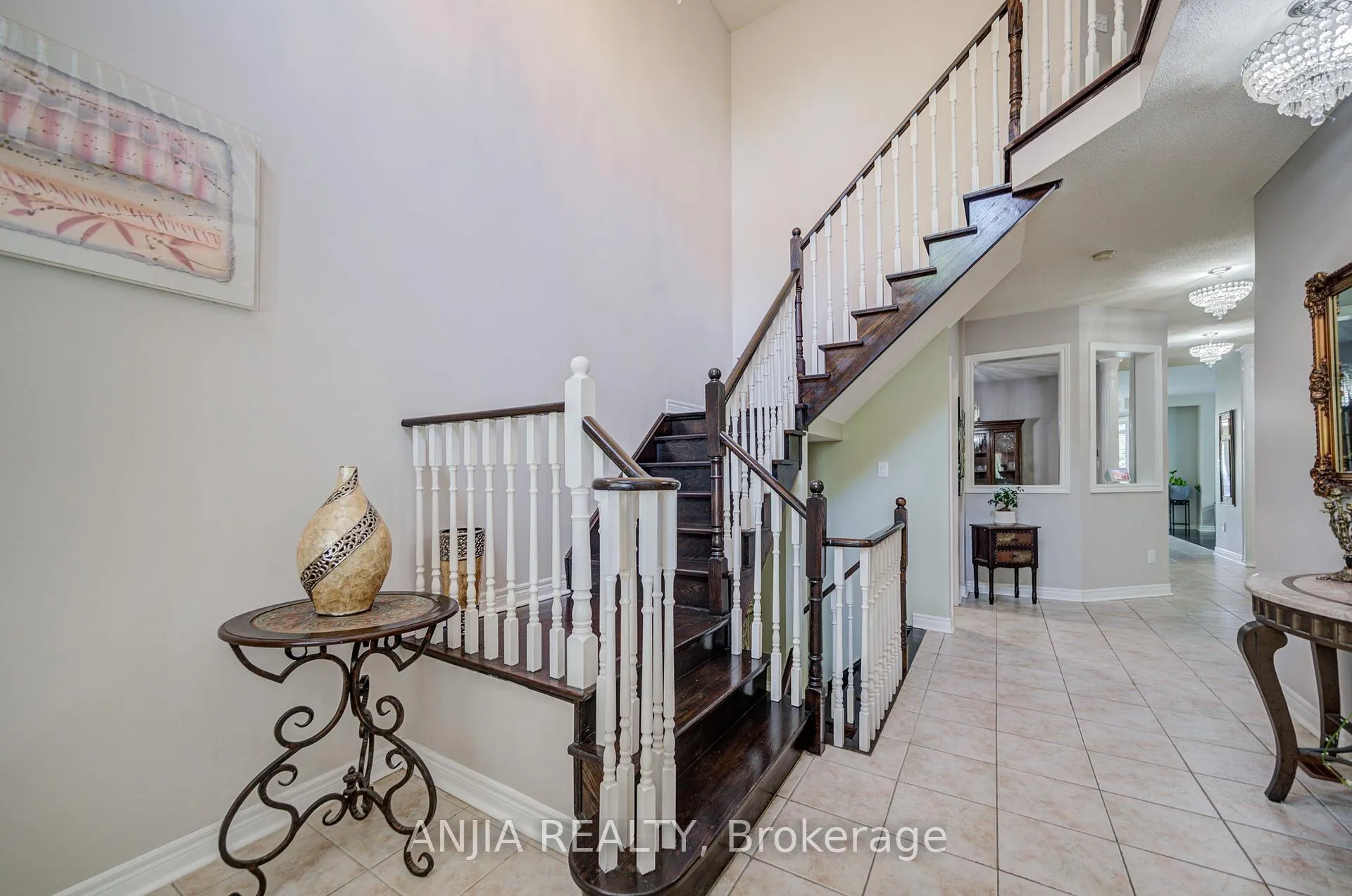 Photo 4 of 384 Highglen Avenue, Markham, Middlefield — HOMEH