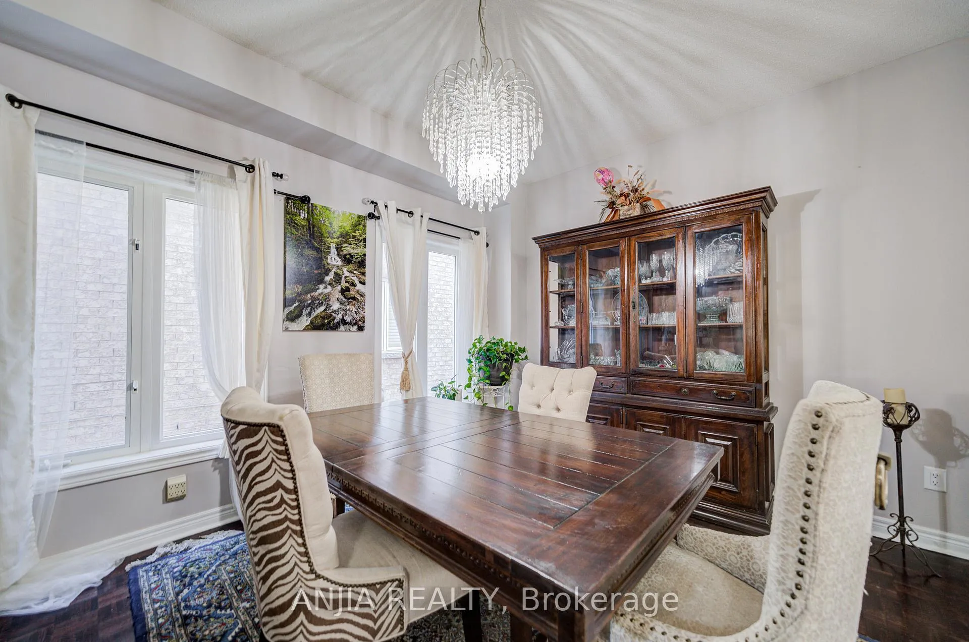Photo 12 of 384 Highglen Avenue, Markham, Middlefield — HOMEH