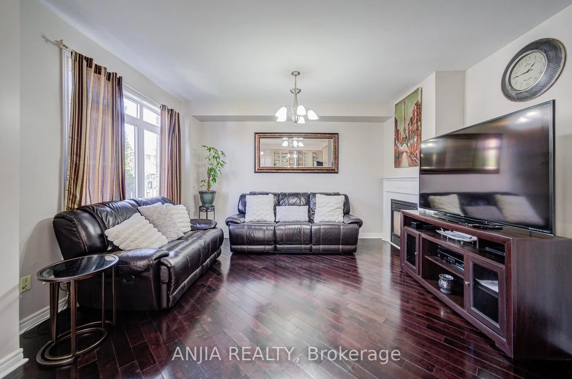 Photo 13 of 384 Highglen Avenue, Markham, Middlefield — HOMEH