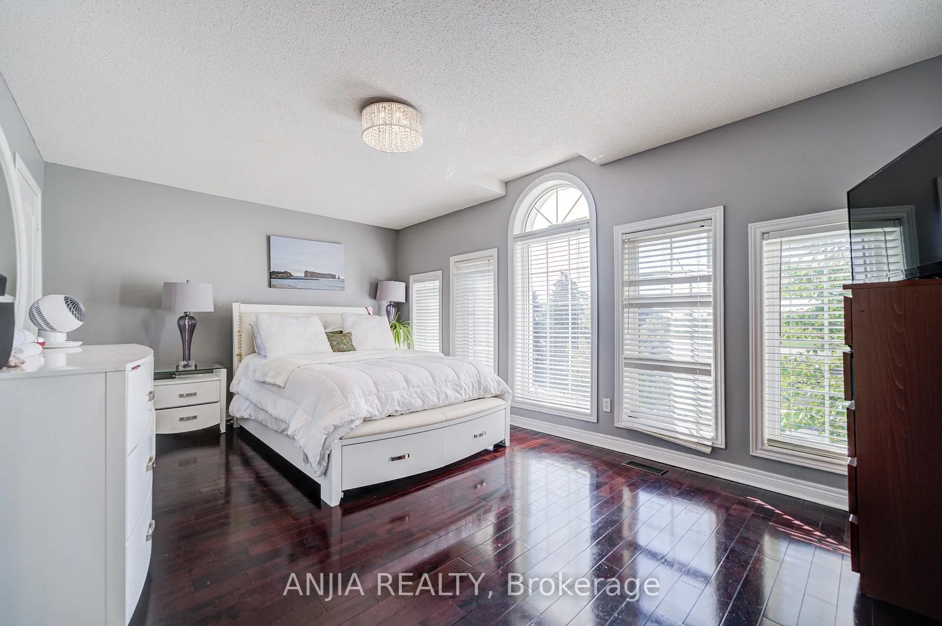 Photo 25 of 384 Highglen Avenue, Markham, Middlefield — HOMEH
