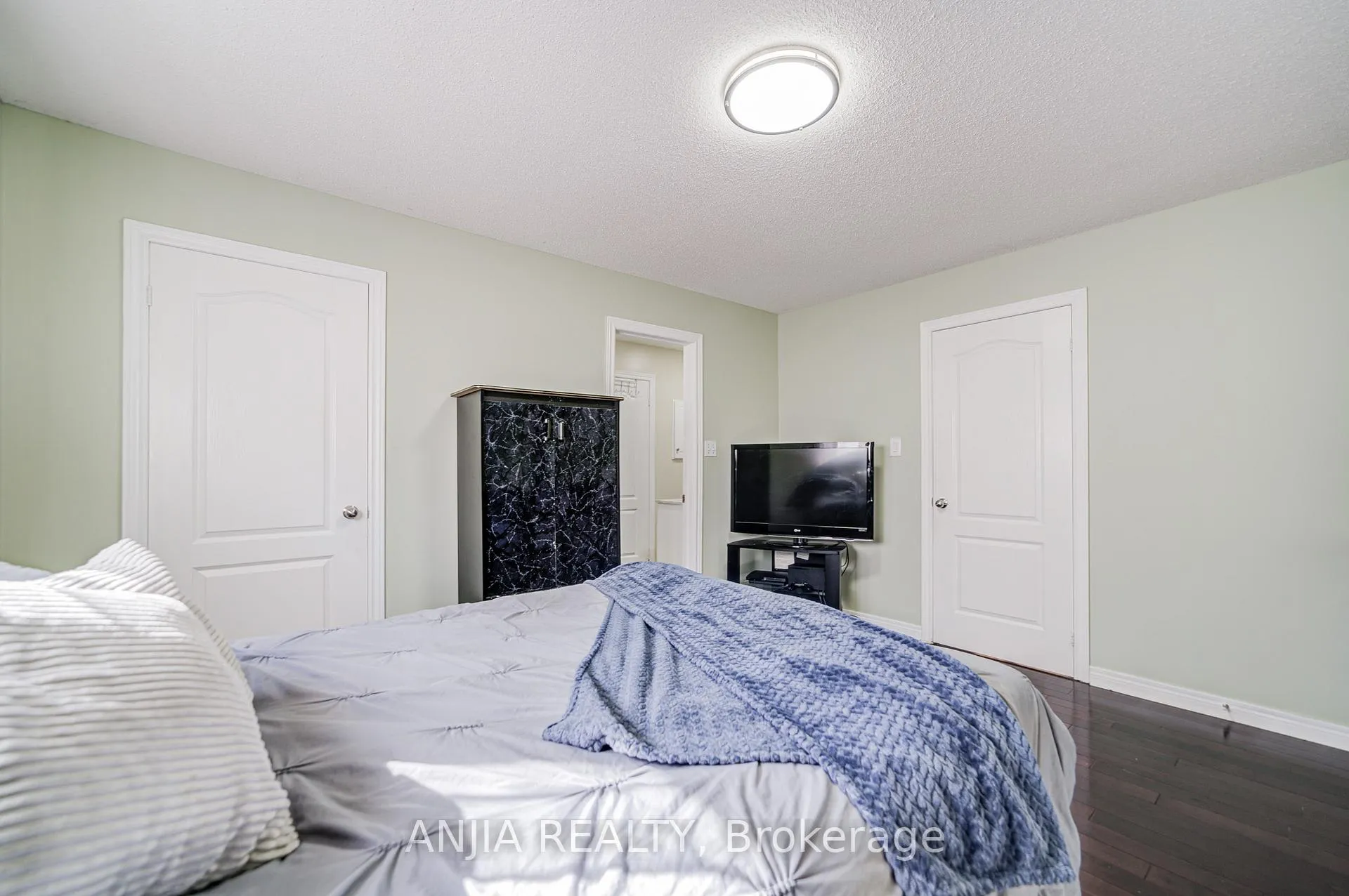 Photo 32 of 384 Highglen Avenue, Markham, Middlefield — HOMEH