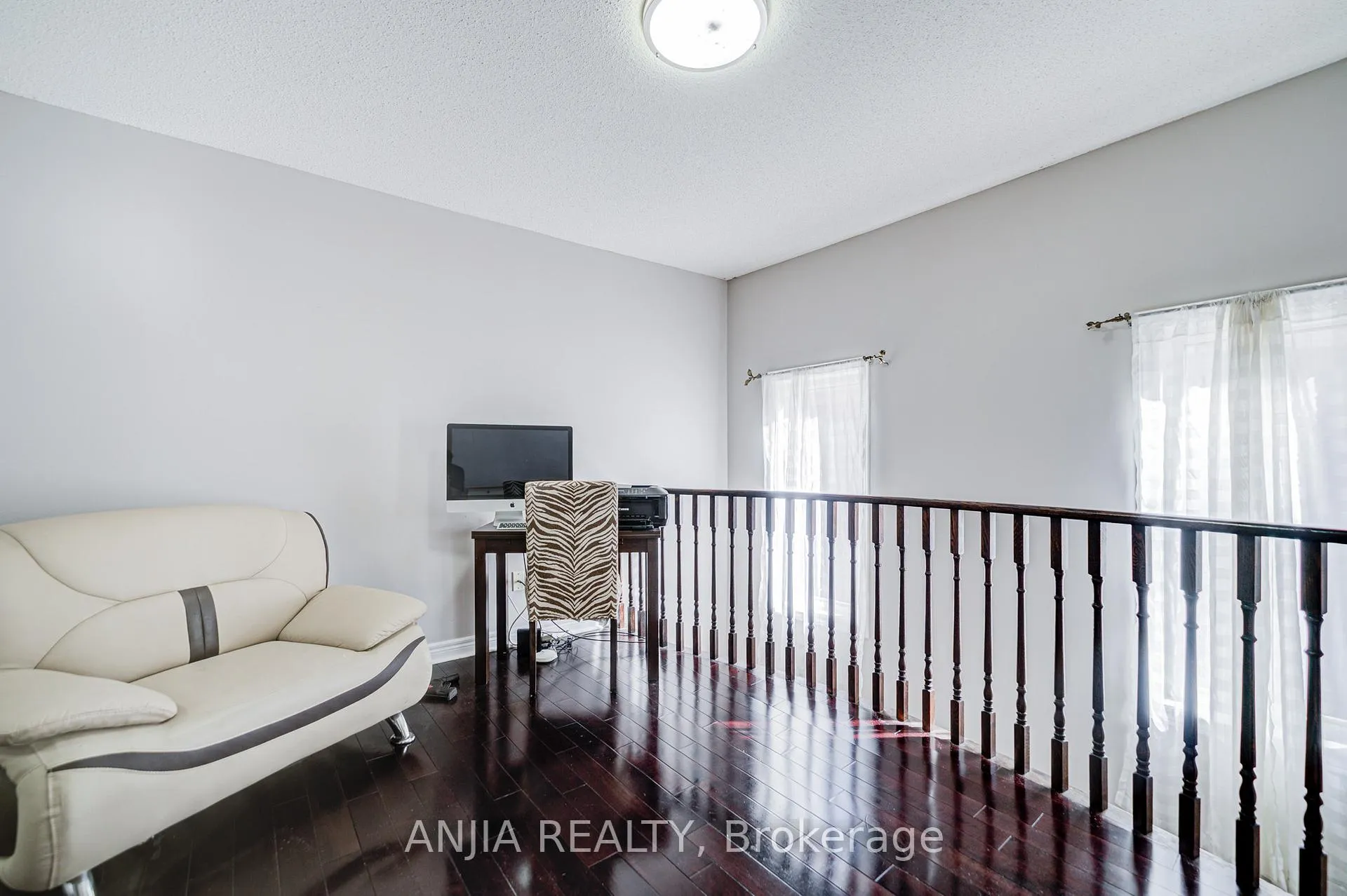 Photo 37 of 384 Highglen Avenue, Markham, Middlefield — HOMEH