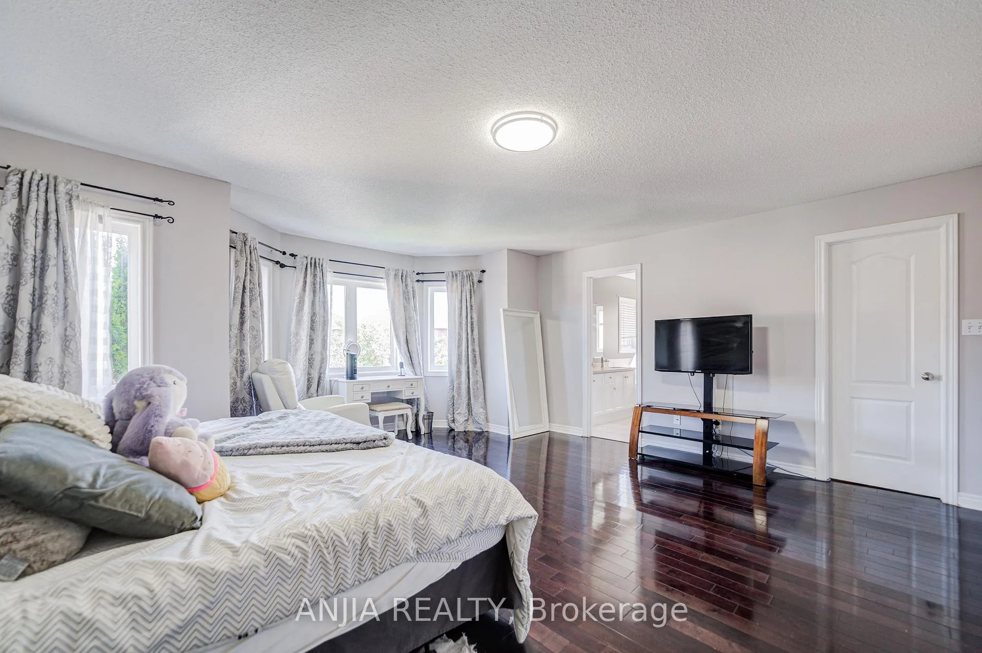 Photo 41 of 384 Highglen Avenue, Markham, Middlefield — HOMEH