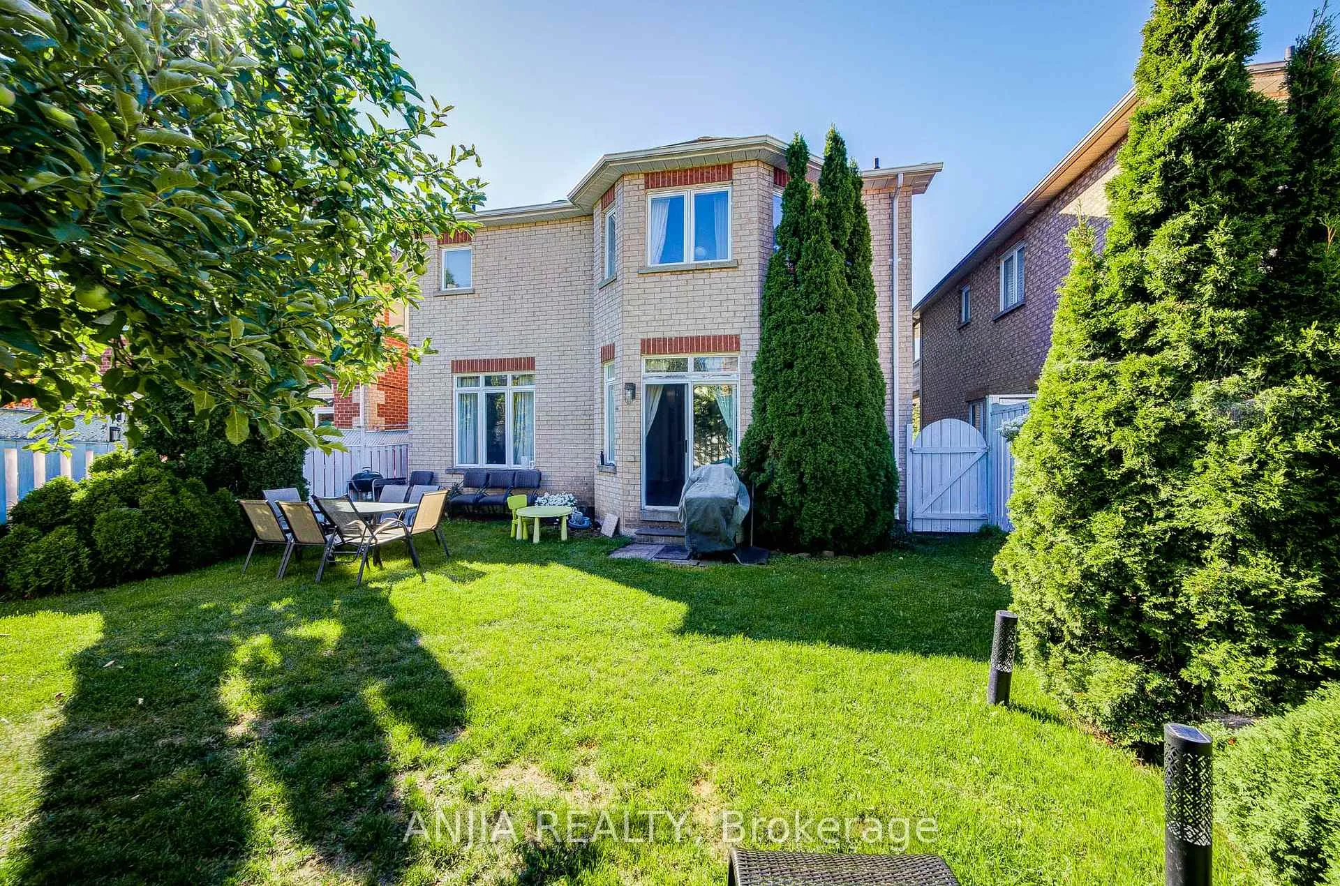 Photo 49 of 384 Highglen Avenue, Markham, Middlefield — HOMEH