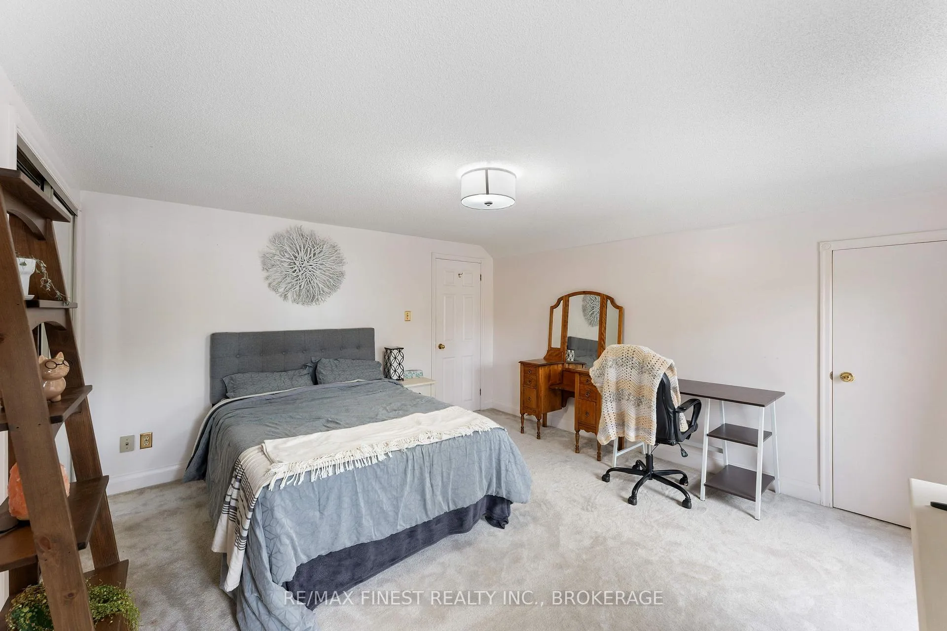 Photo 23 of 61 John Street, Quinte West, Trenton Ward — HOMEH