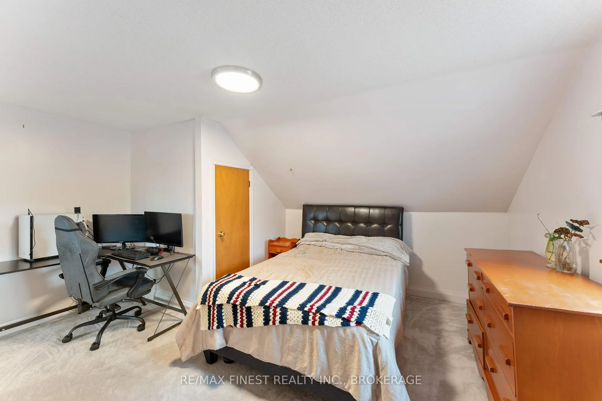 Photo 25 of 61 John Street, Quinte West, Trenton Ward — HOMEH