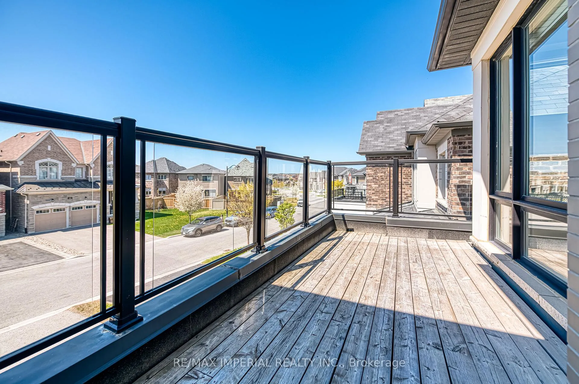 Photo 46 of 170 Scrivener Drive, Aurora, Rural Aurora — HOMEH
