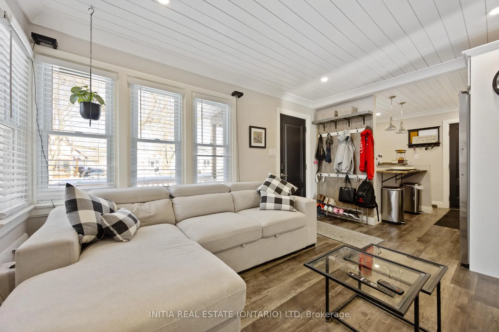 Photo 7 of 269 Ross Avenue, Sarnia — HOMEH