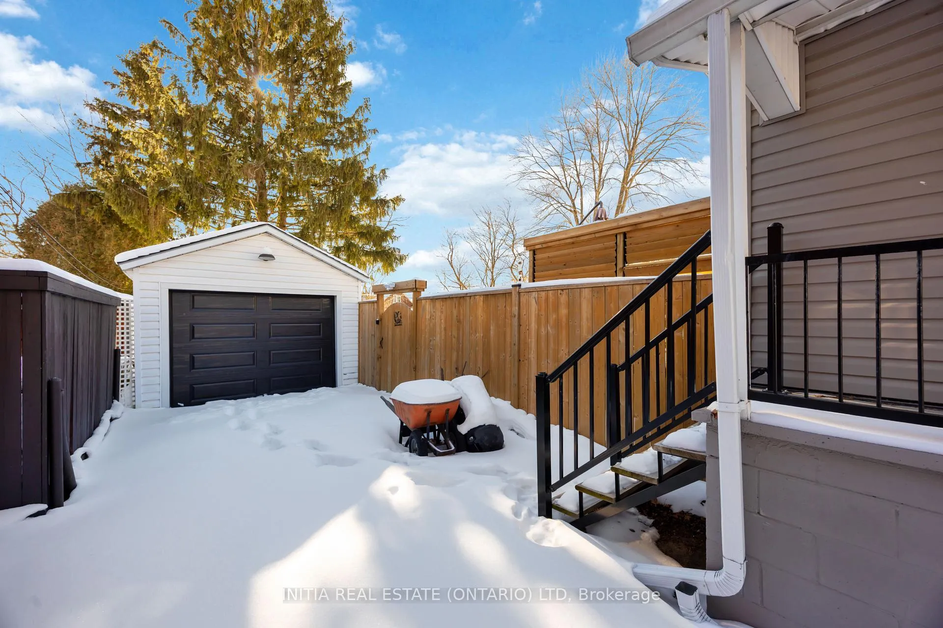 Photo 25 of 269 Ross Avenue, Sarnia — HOMEH