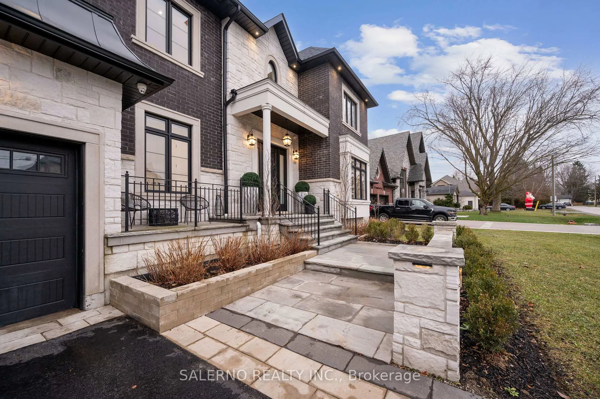 Photo 3 of 28 Crestview Road, King, Nobleton — HOMEH