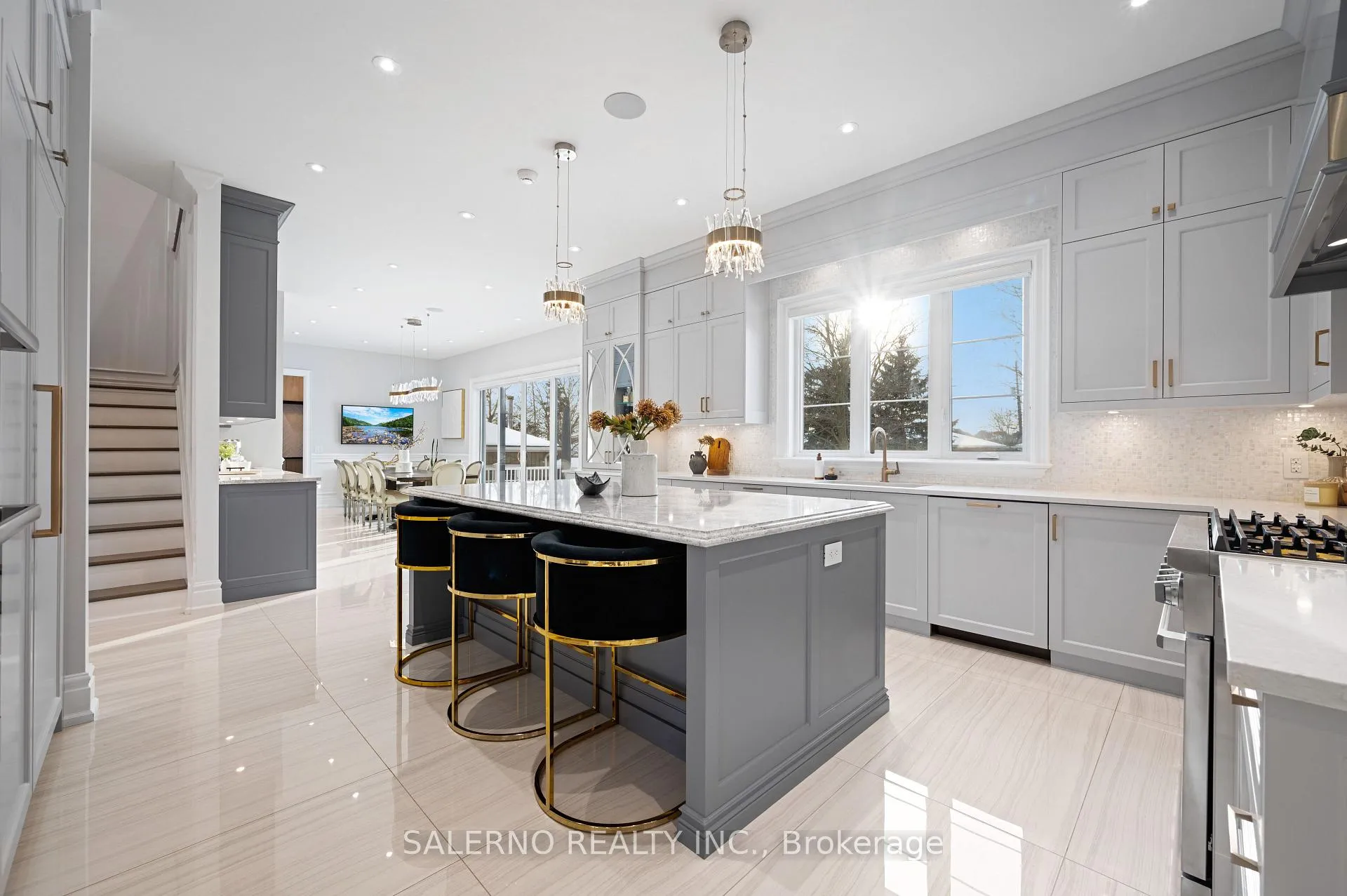 Photo 14 of 28 Crestview Road, King, Nobleton — HOMEH