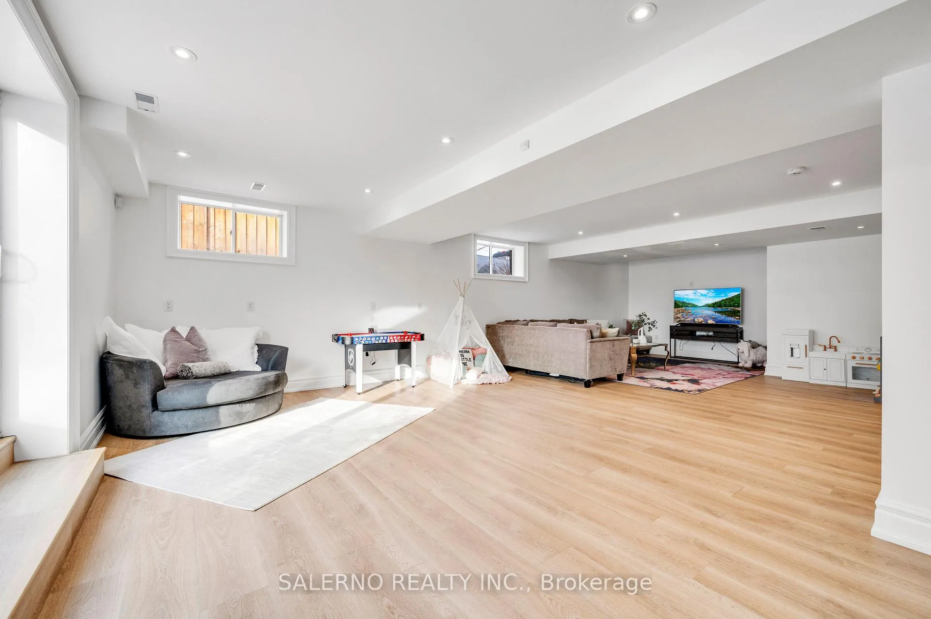 Photo 39 of 28 Crestview Road, King, Nobleton — HOMEH