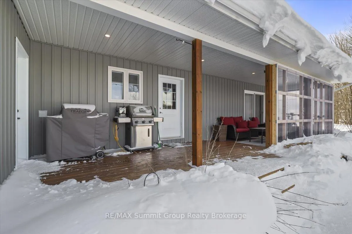 Photo 28 of 135 Confederation Drive, Chatsworth — HOMEH
