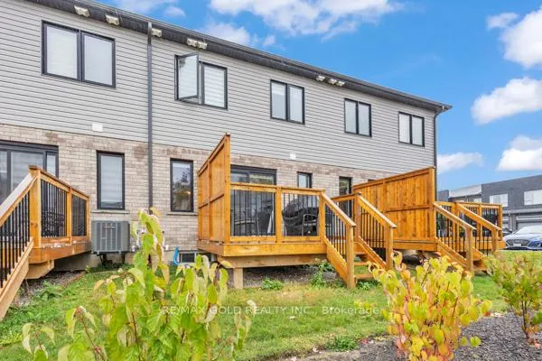 Photo 7 of 75 Pony Way, Kitchener — HOMEH