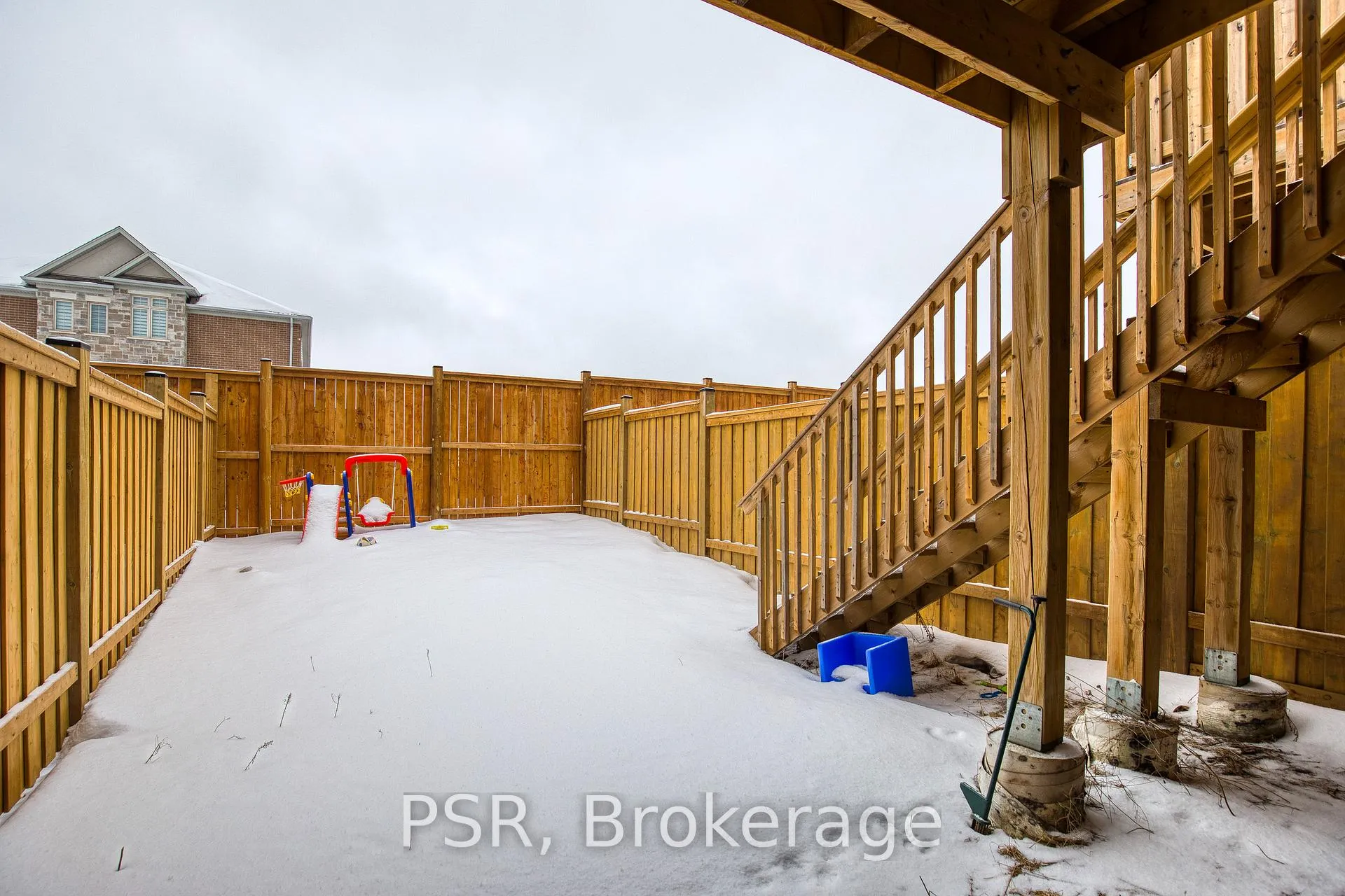 Photo 26 of 118 Monarch Woods Drive, Kitchener, Doon South — HOMEH