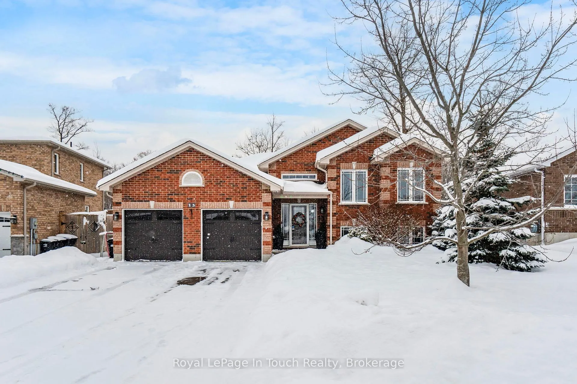 Photo 1 of 13 Hunter Avenue, Tay, Victoria Harbour — HOMEH