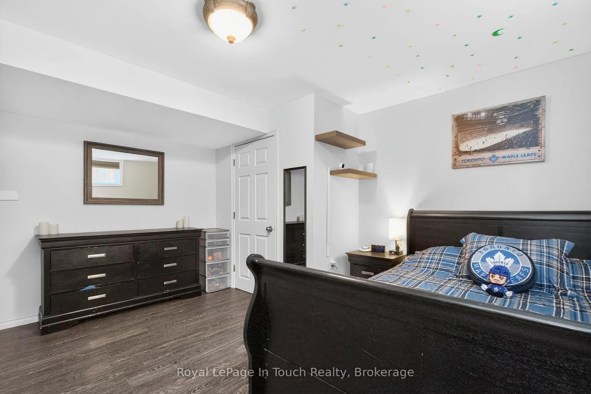 Photo 9 of 13 Hunter Avenue, Tay, Victoria Harbour — HOMEH