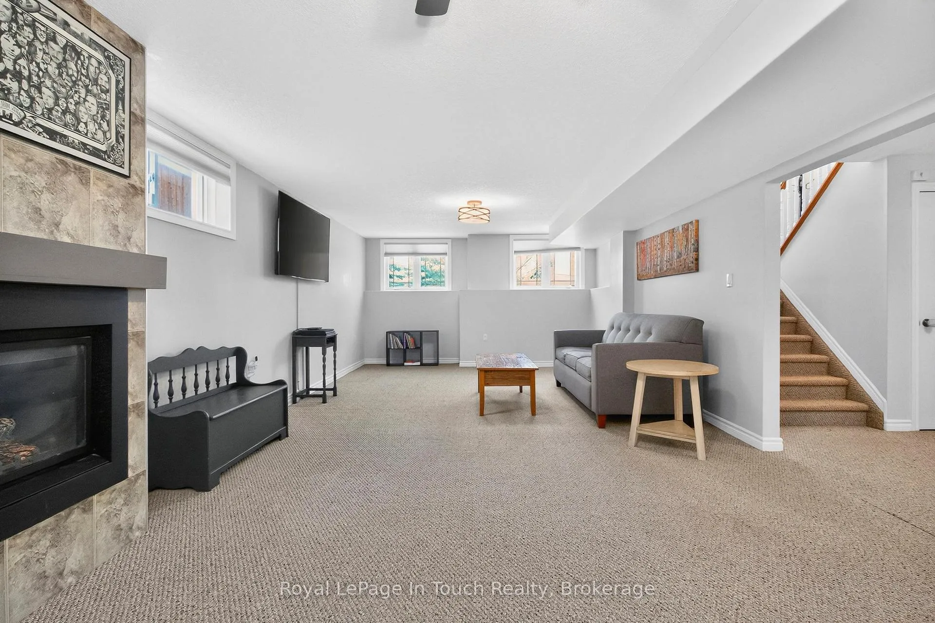 Photo 18 of 13 Hunter Avenue, Tay, Victoria Harbour — HOMEH