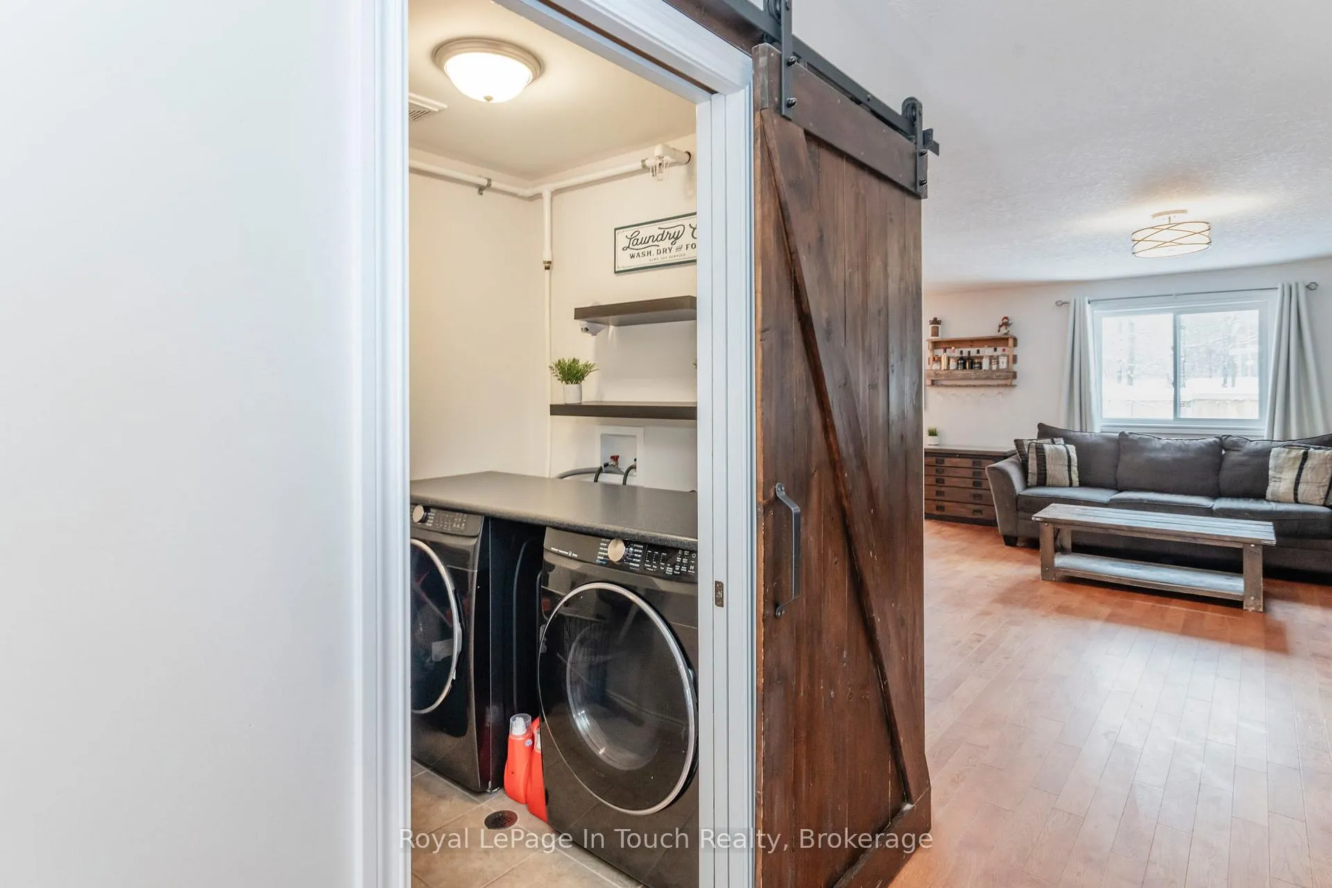 Photo 23 of 13 Hunter Avenue, Tay, Victoria Harbour — HOMEH