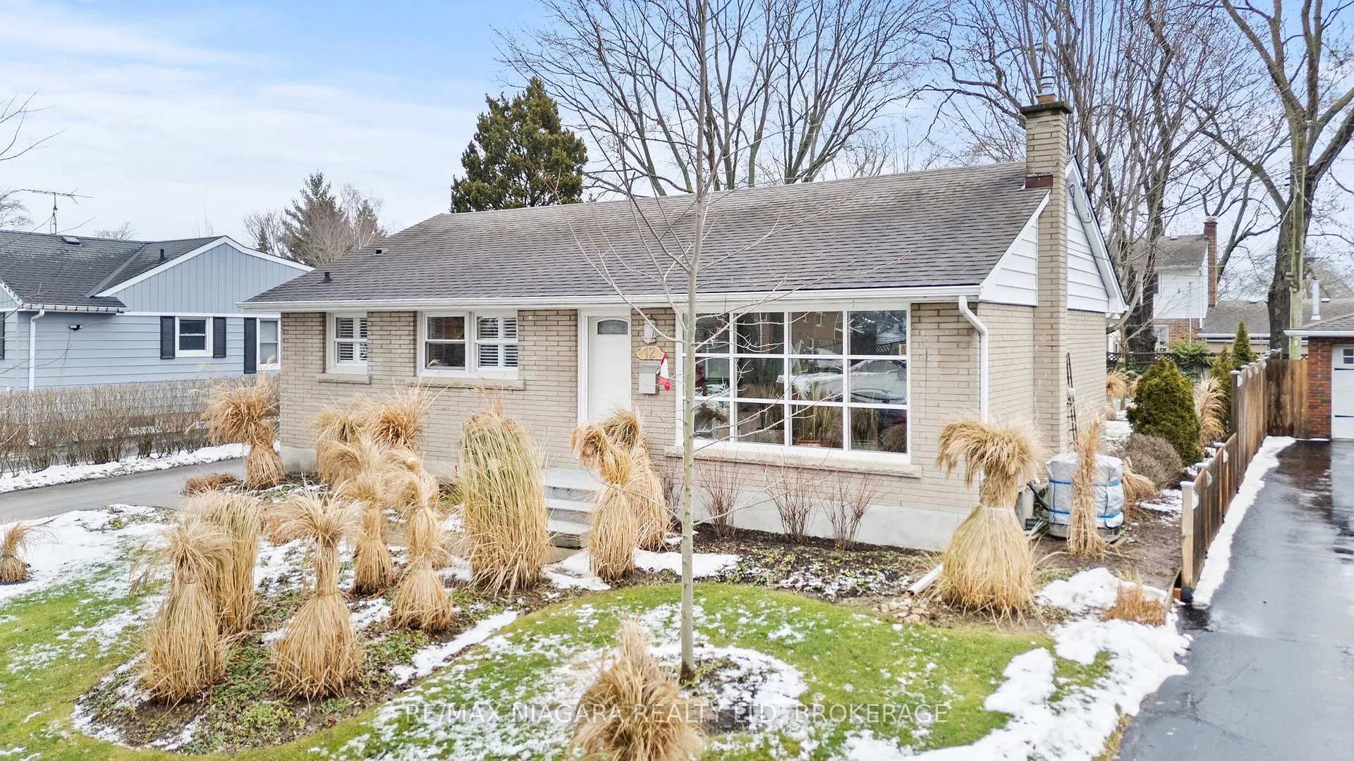 Photo 3 of 12 Home Street, Welland, Prince Charles — HOMEH
