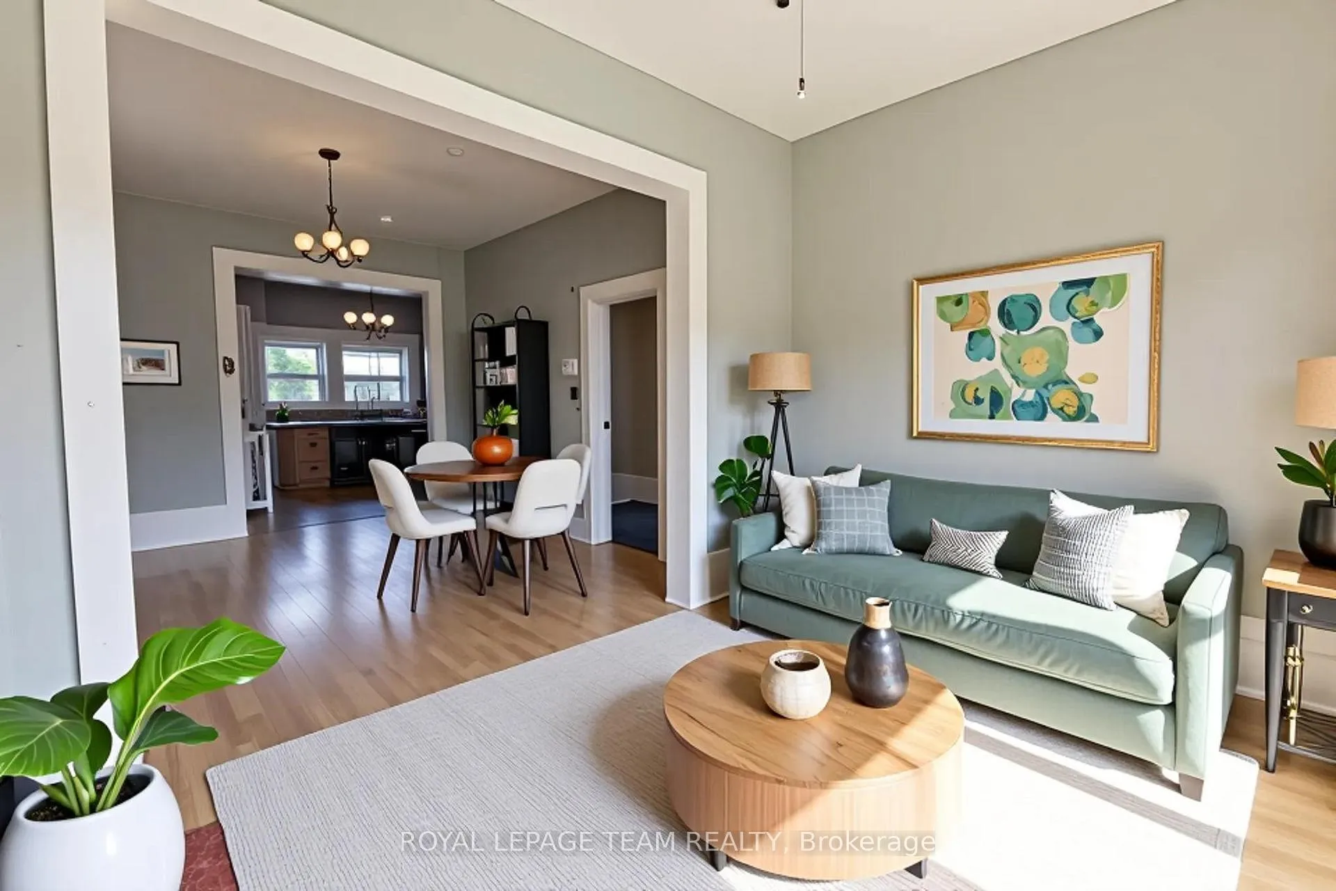 Photo 6 of 48 Mcgonigal Street E, Arnprior — HOMEH