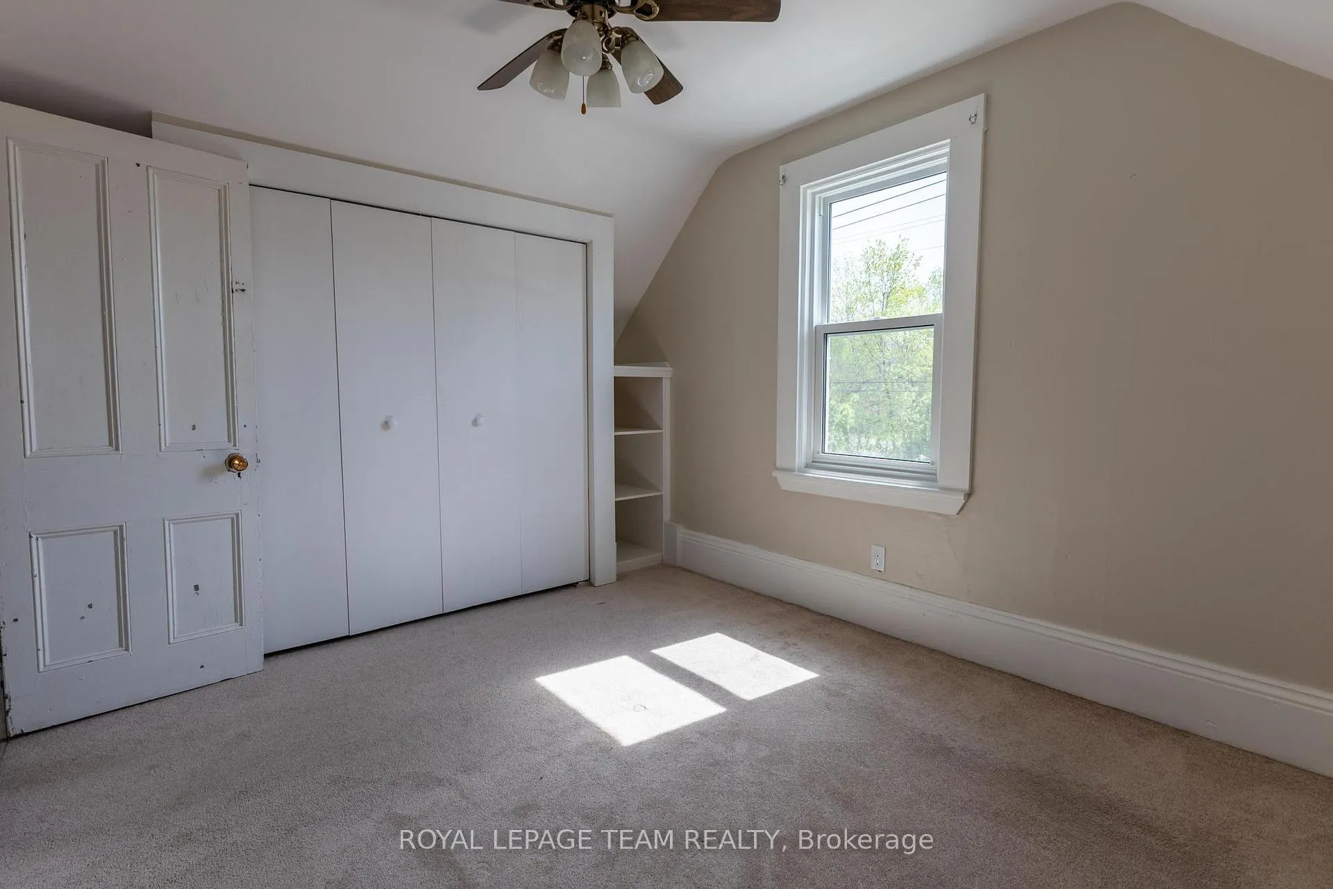 Photo 17 of 48 Mcgonigal Street E, Arnprior — HOMEH