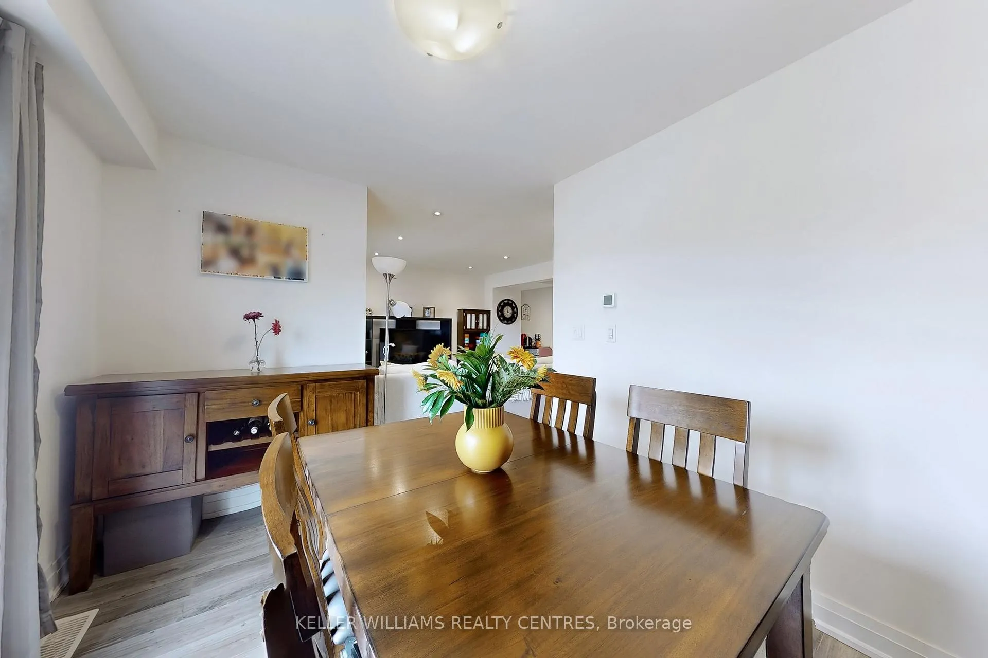 Photo 16 of 35 Kodiak Terrace, Barrie, Rural Barrie Southwest — HOMEH