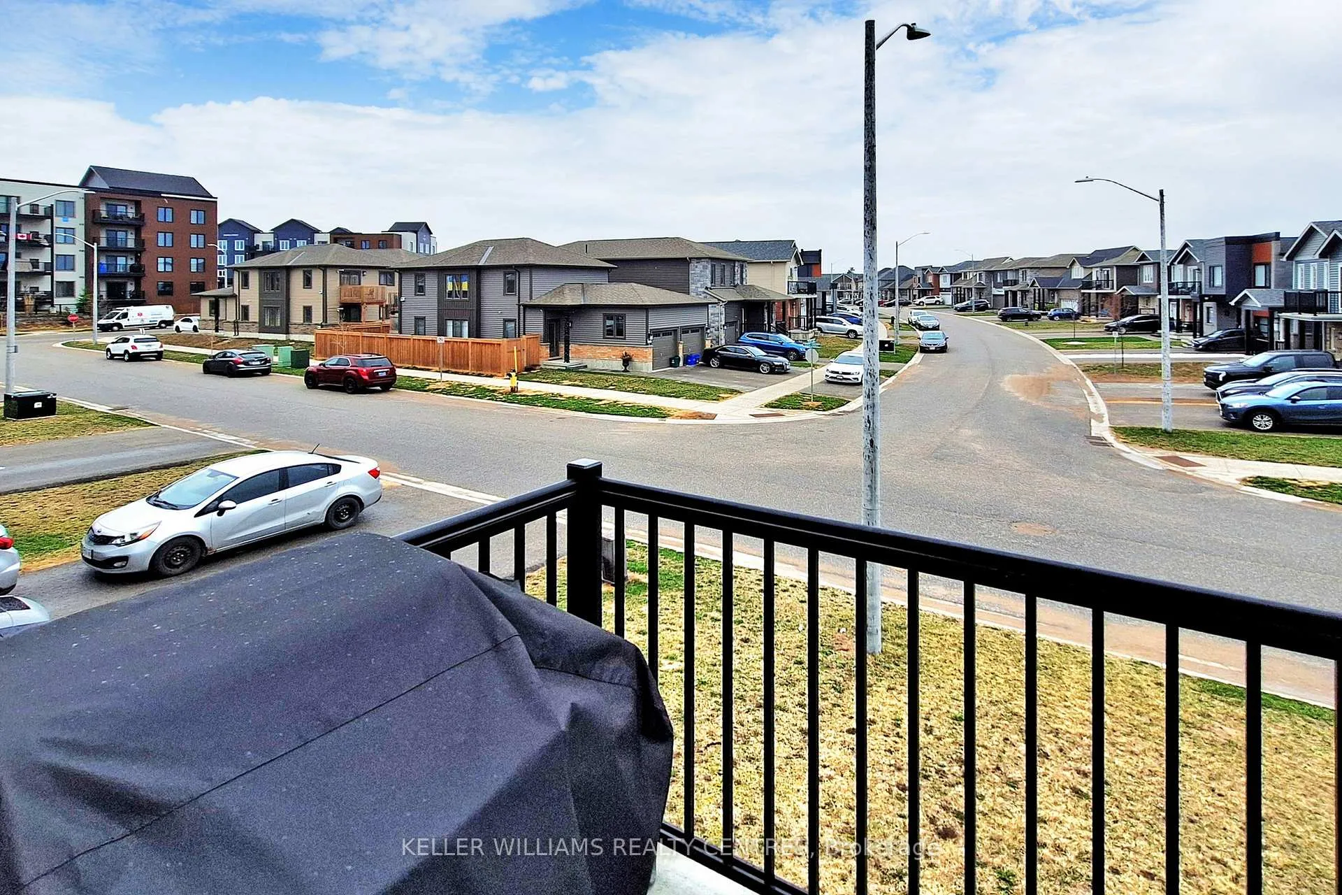 Photo 29 of 35 Kodiak Terrace, Barrie, Rural Barrie Southwest — HOMEH