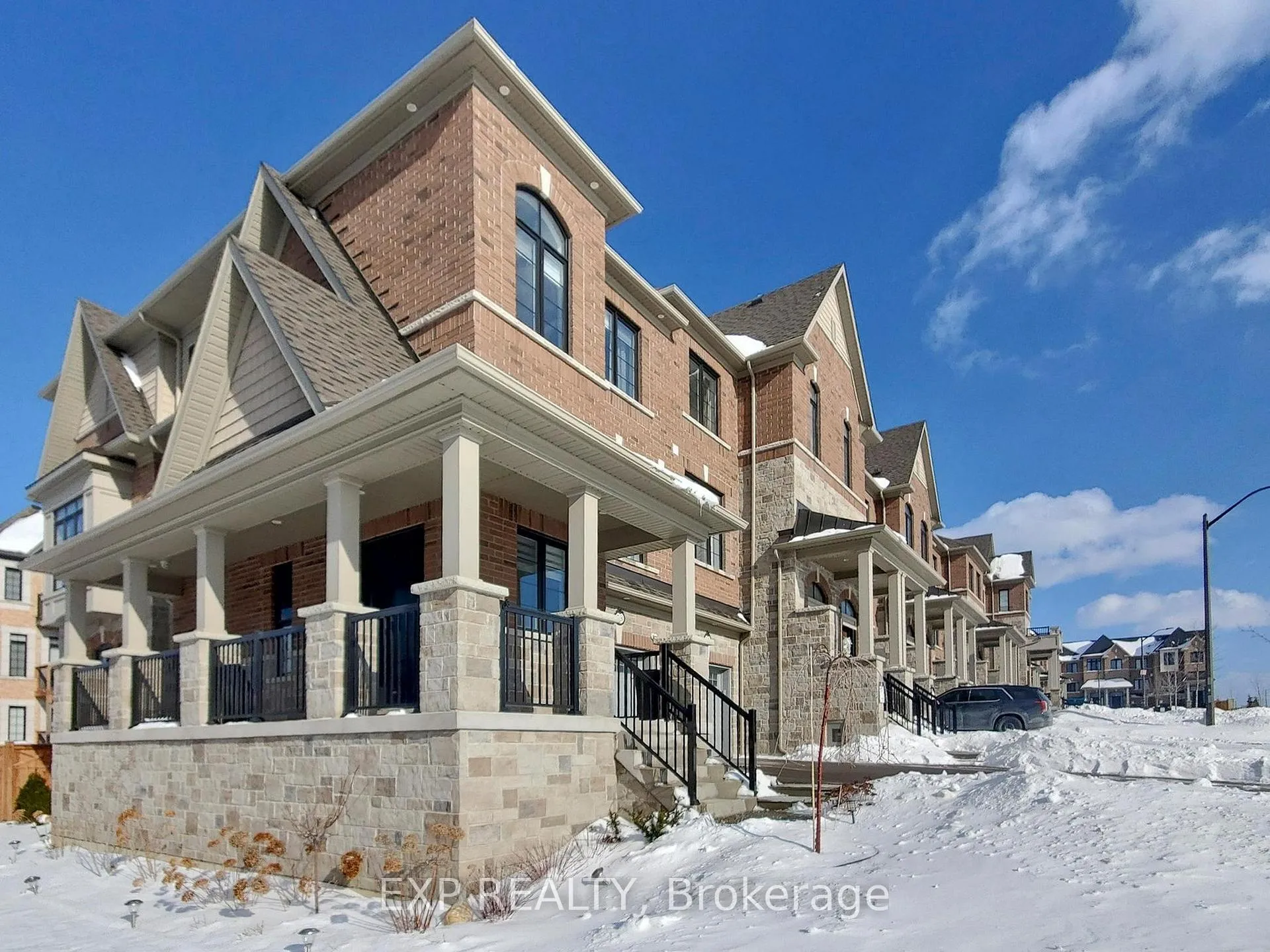 Photo 2 of 58 Elkington Crescent, Whitby, Rural Whitby — HOMEH