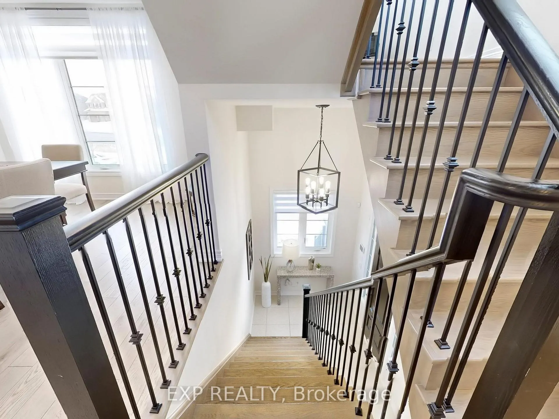 Photo 4 of 58 Elkington Crescent, Whitby, Rural Whitby — HOMEH