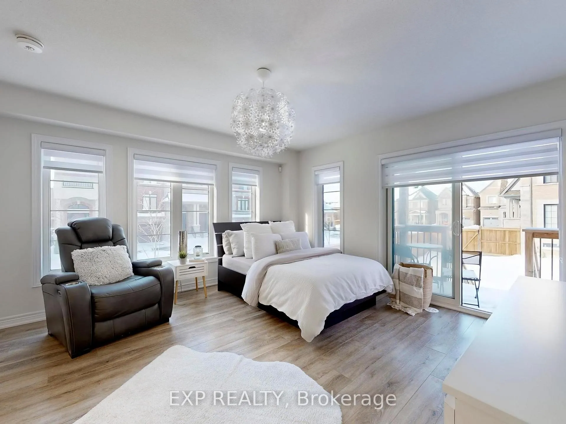 Photo 38 of 58 Elkington Crescent, Whitby, Rural Whitby — HOMEH