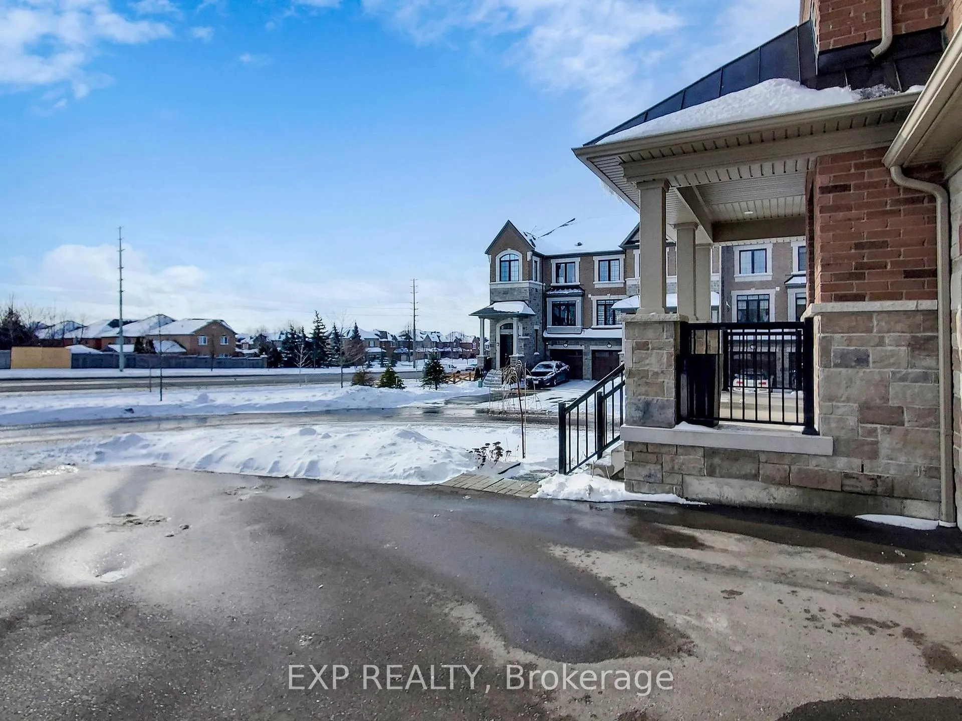 Photo 45 of 58 Elkington Crescent, Whitby, Rural Whitby — HOMEH
