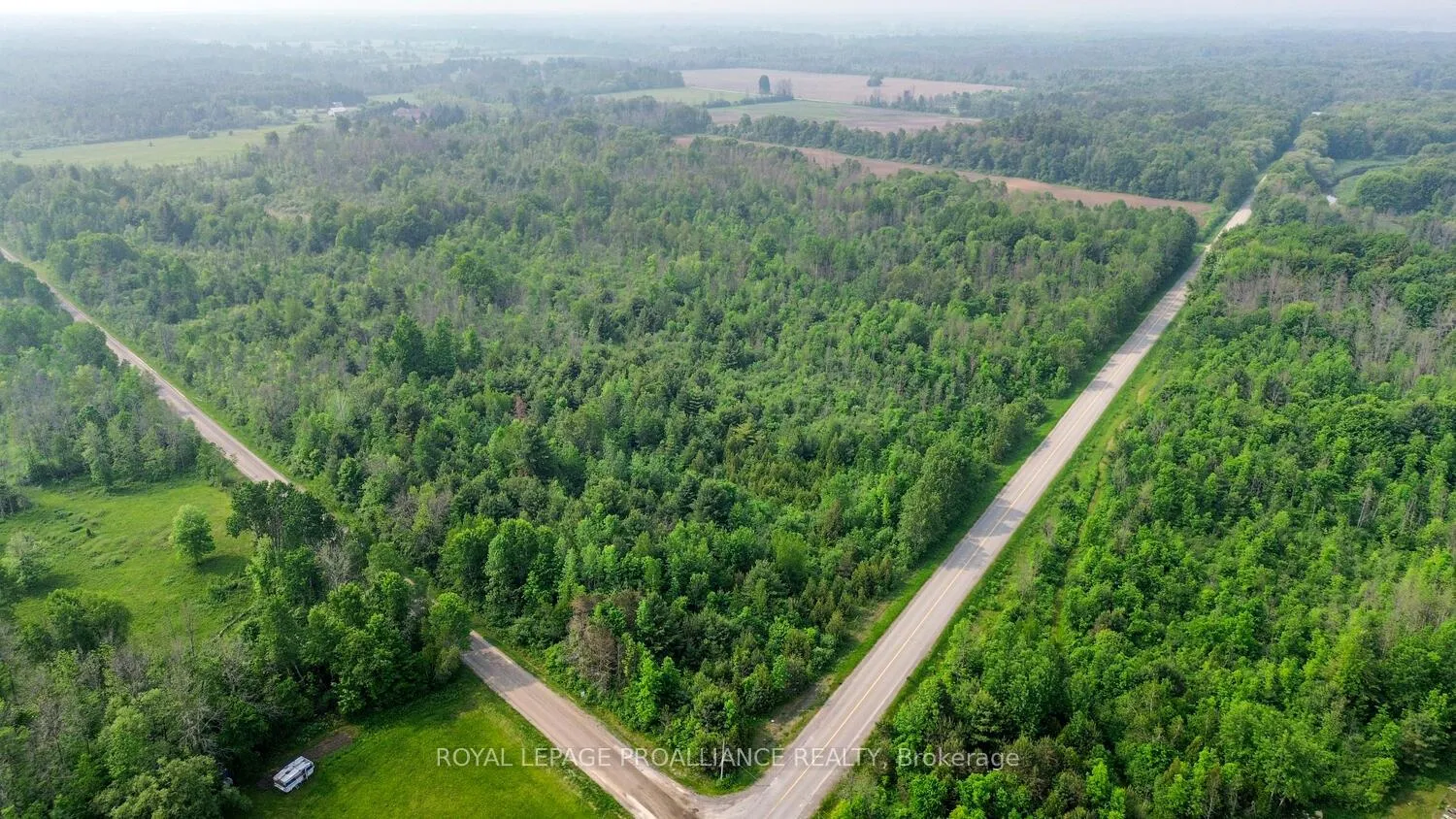 Photo 5 of 5591 Skakum Road, Augusta, Augusta Twp — HOMEH