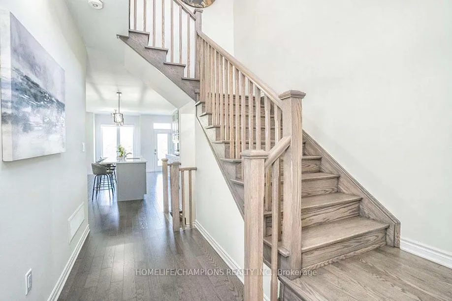 Photo 4 of 3004 Hollyberry Trail, Pickering, Rural Pickering — HOMEH