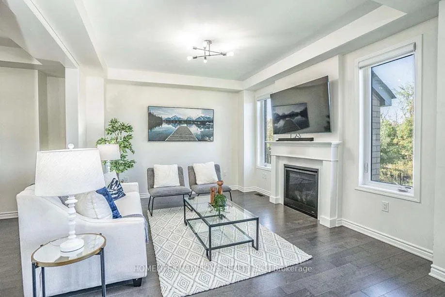 Photo 10 of 3004 Hollyberry Trail, Pickering, Rural Pickering — HOMEH