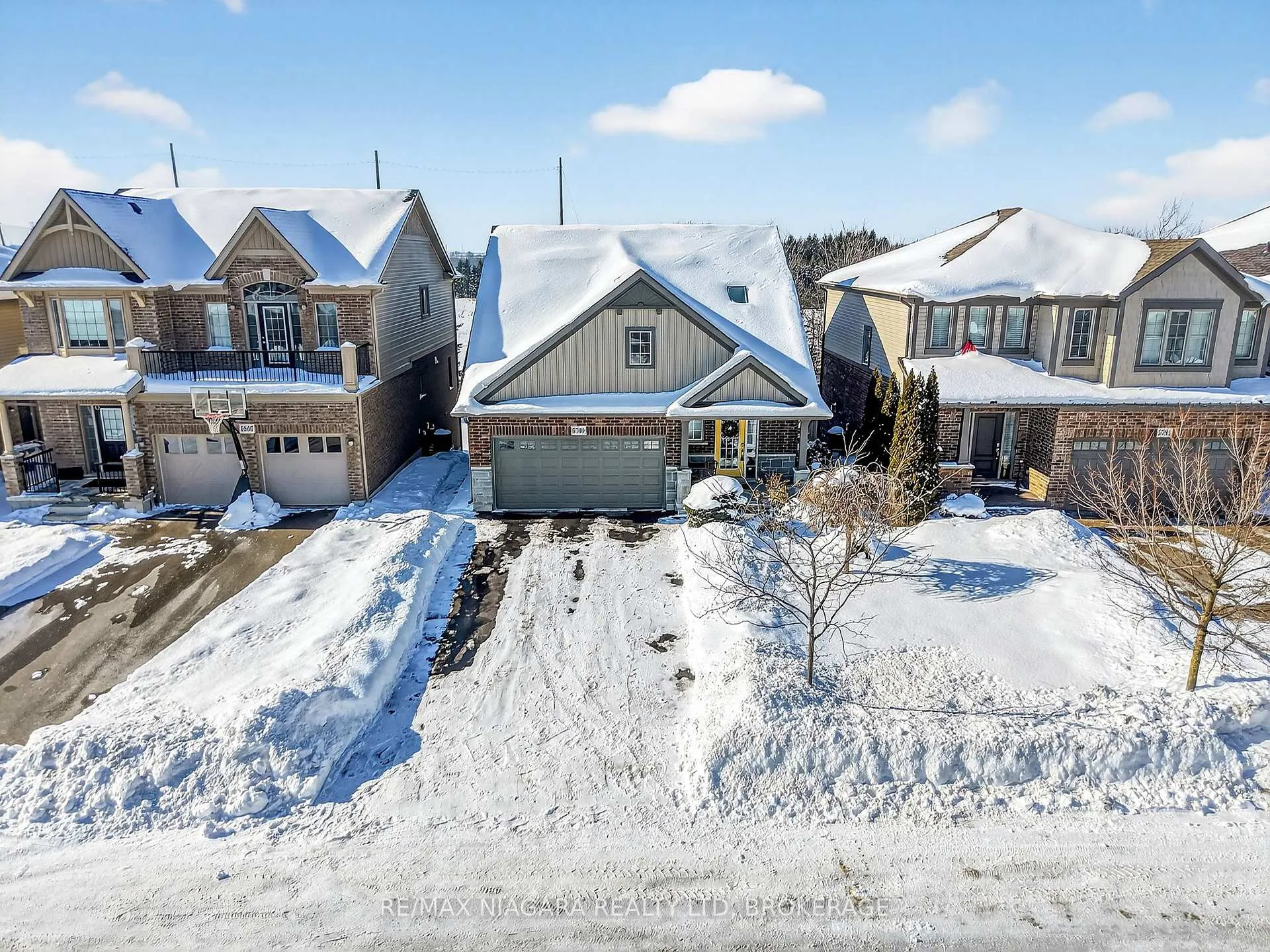 Photo 3 of 5799 Osprey Avenue, Niagara Falls, Forestview — HOMEH
