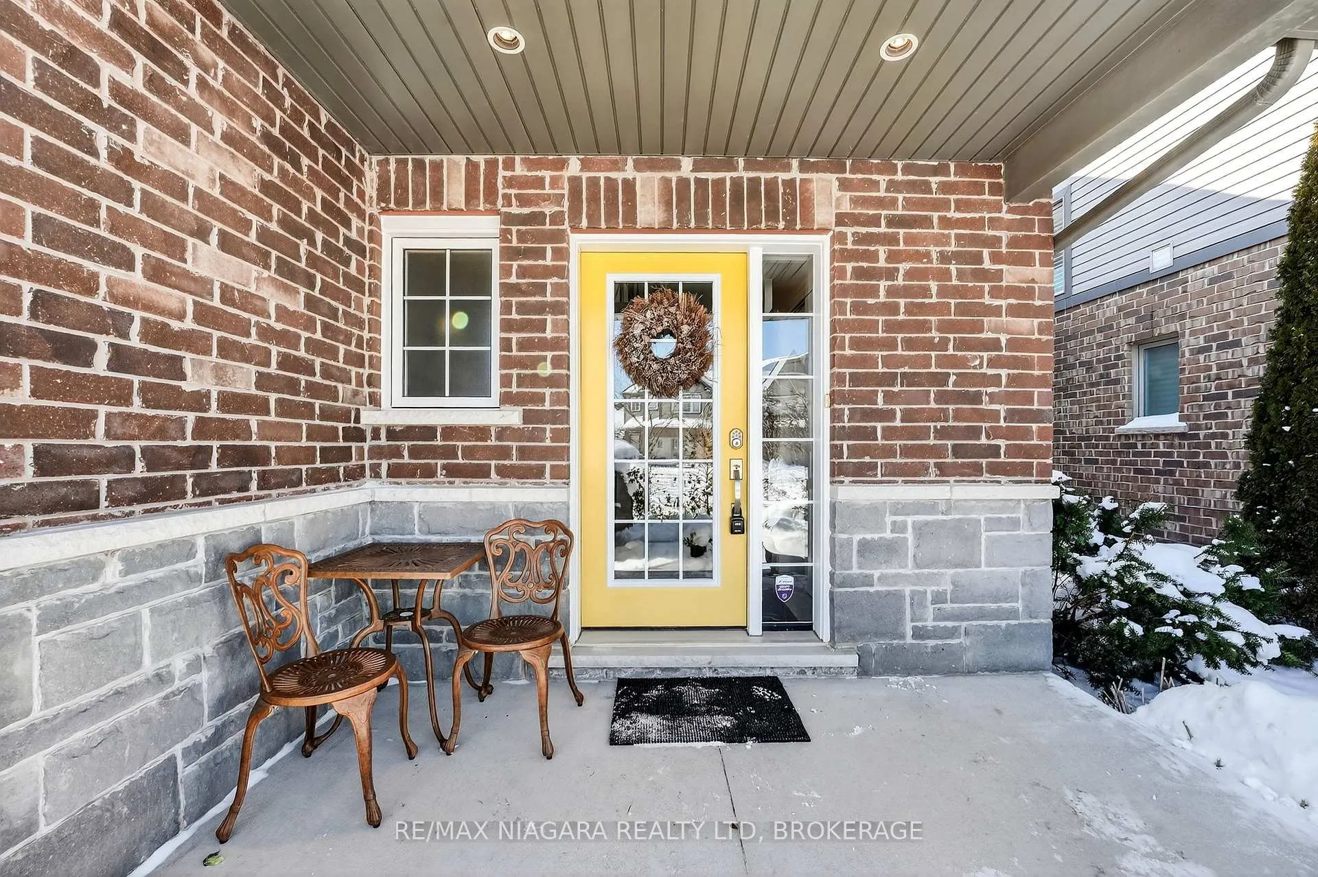 Photo 4 of 5799 Osprey Avenue, Niagara Falls, Forestview — HOMEH