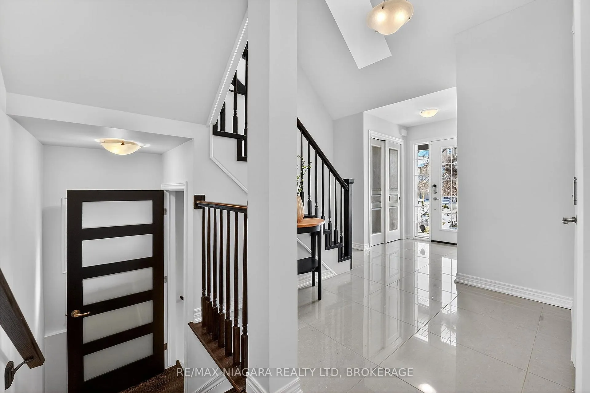 Photo 7 of 5799 Osprey Avenue, Niagara Falls, Forestview — HOMEH