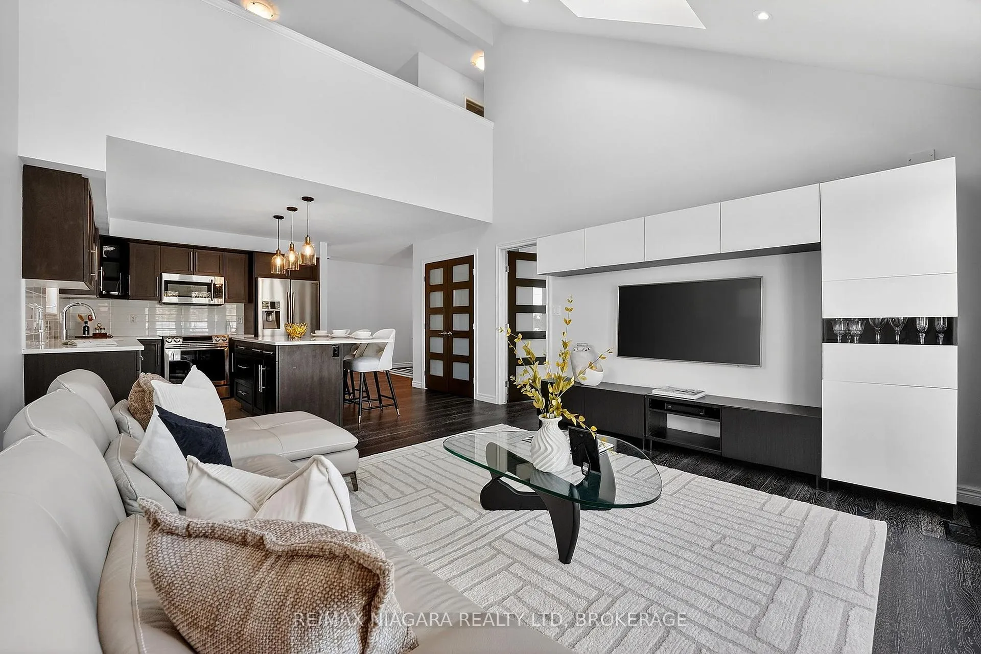 Photo 15 of 5799 Osprey Avenue, Niagara Falls, Forestview — HOMEH